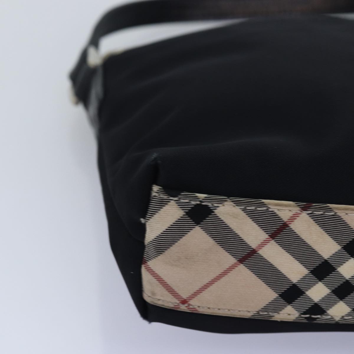 Burberry Nova Check Shoulder Bag Nylon Black Beige Auth bs14564