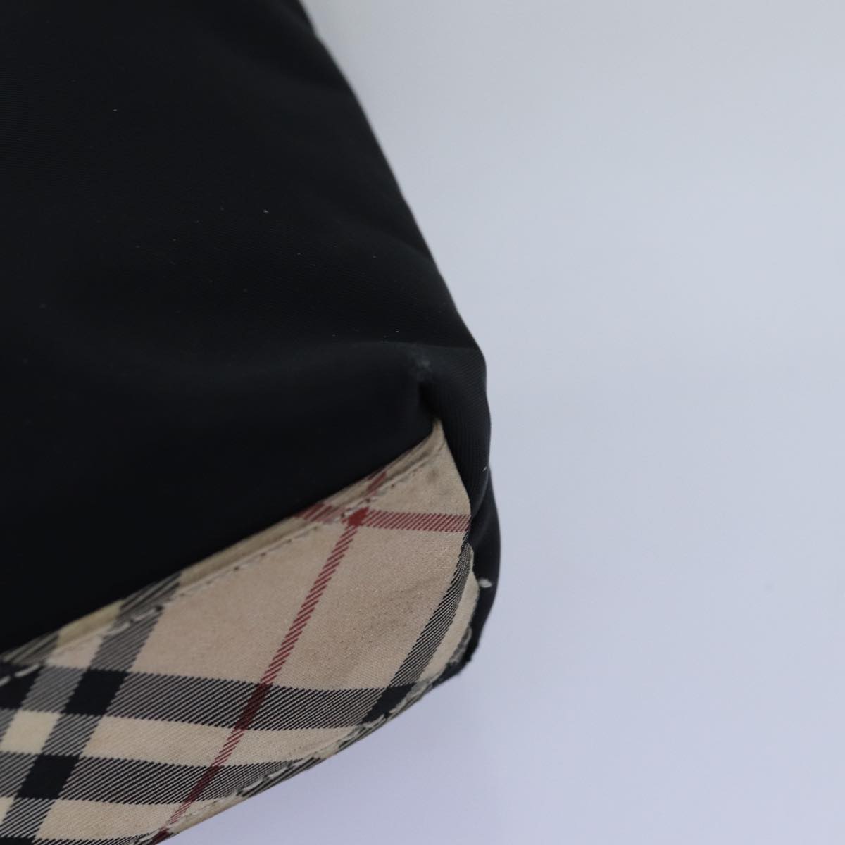 Burberry Nova Check Shoulder Bag Nylon Black Beige Auth bs14564