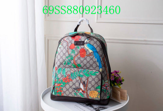 Gucci Bags - The Tote   1098
