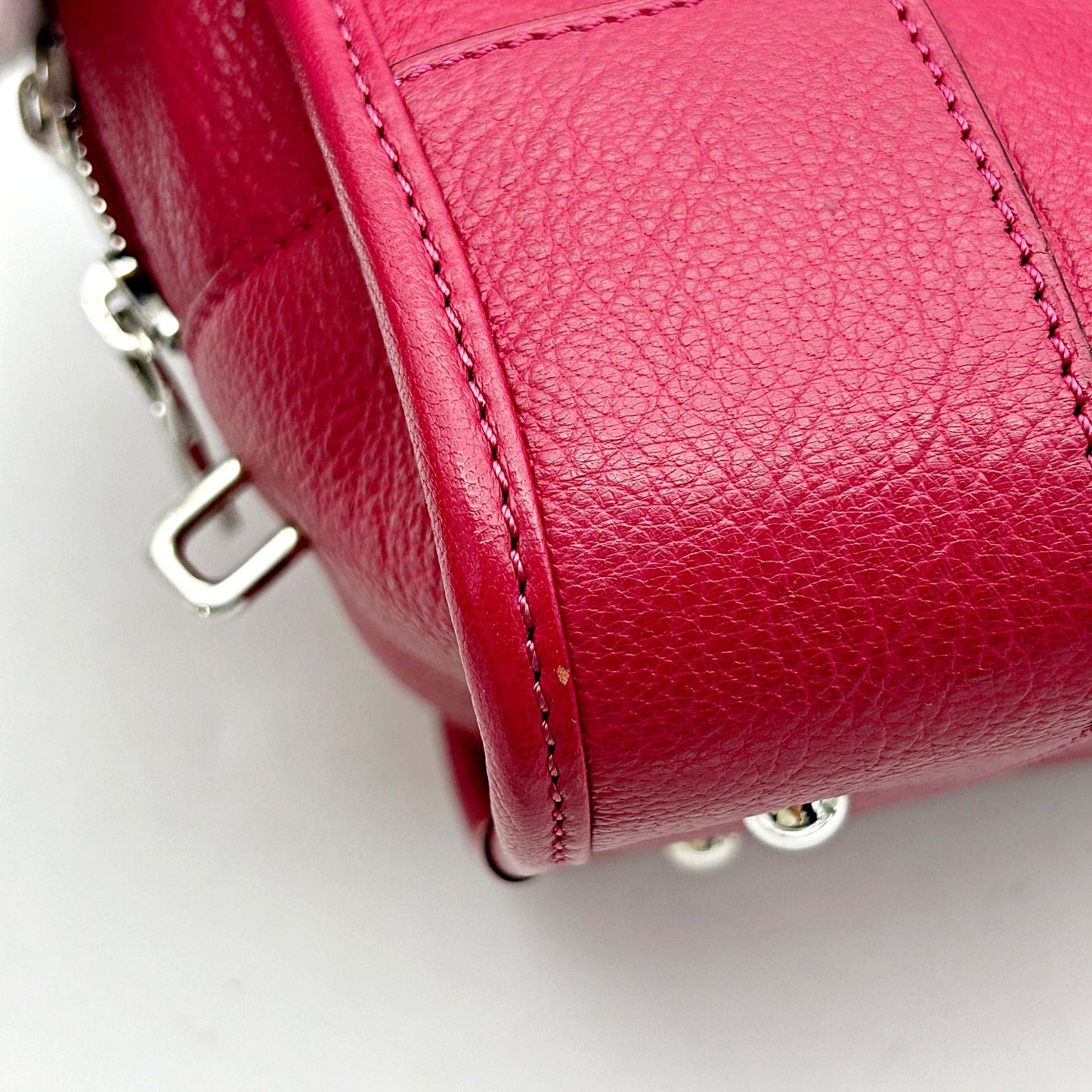 LOEWE Goatskin Amazona Fuchsia LA30323