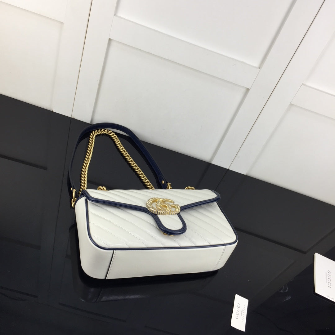 BOLSA GUCCI MARMONT PEQUENA 26
