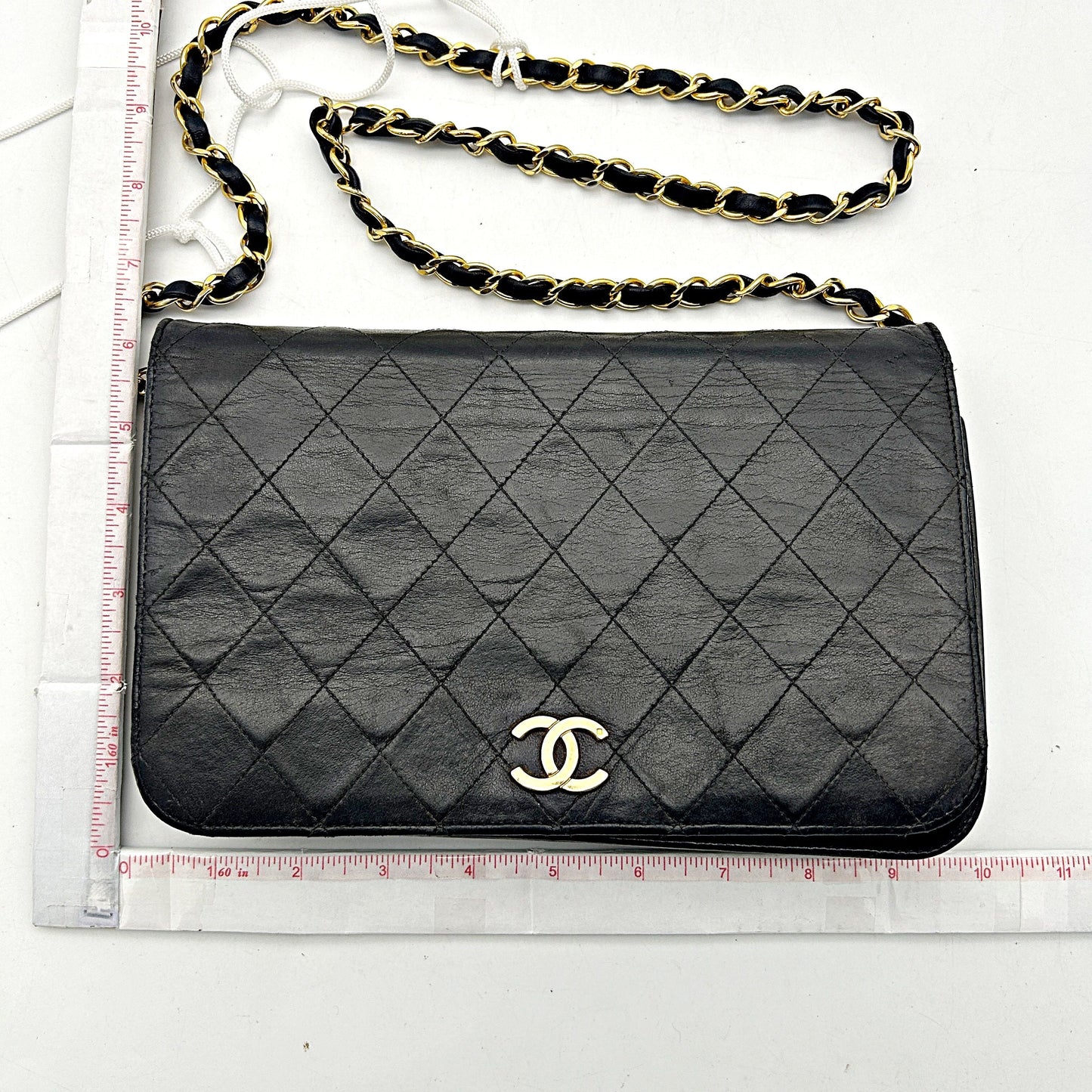 Chanel Quilted CC Flap Bag - Black Shoulder Bags, Handbags LA6518