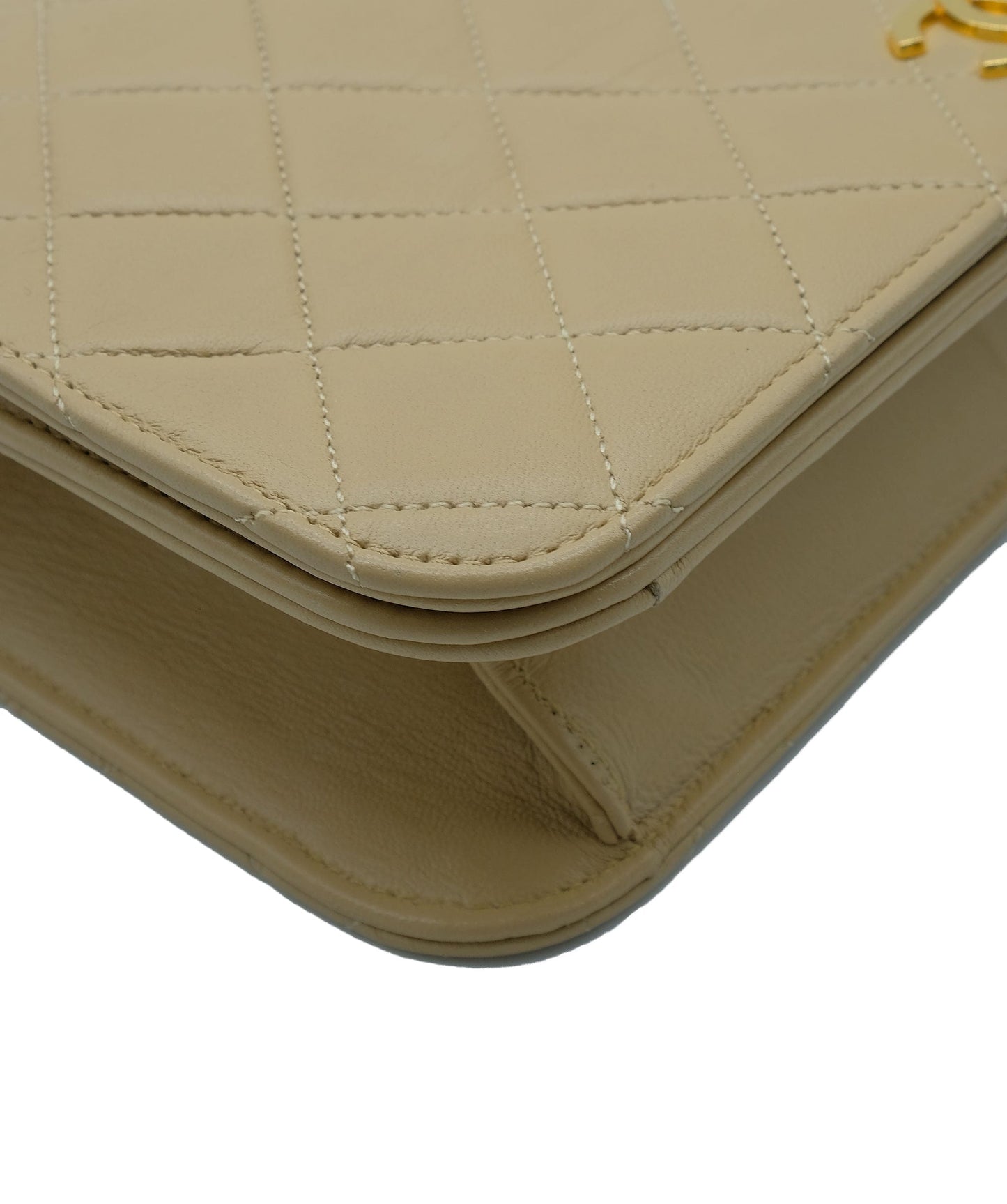 Chanel Matelasse Chain Shoulder Bag Leather Beige 90181284 RJL1913