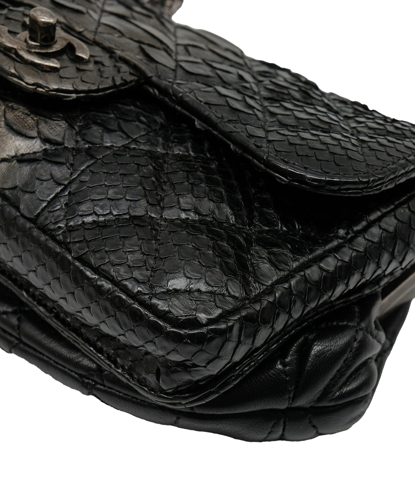 Chanel Python Black Chain Shoulder Bag RJC3737