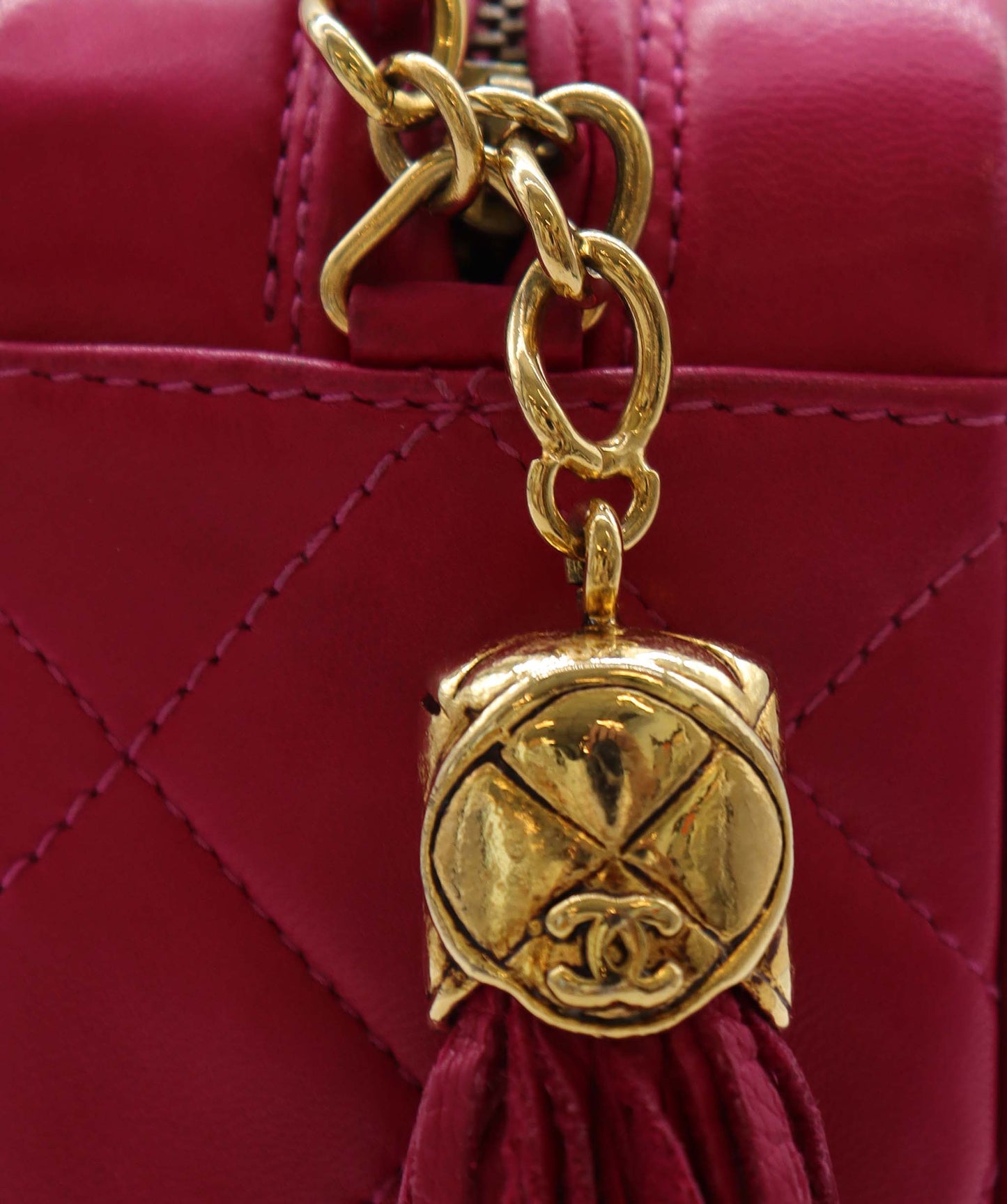 CHANEL VINTAGE FRINGE SHOULDER BAG PINK DXBS2289