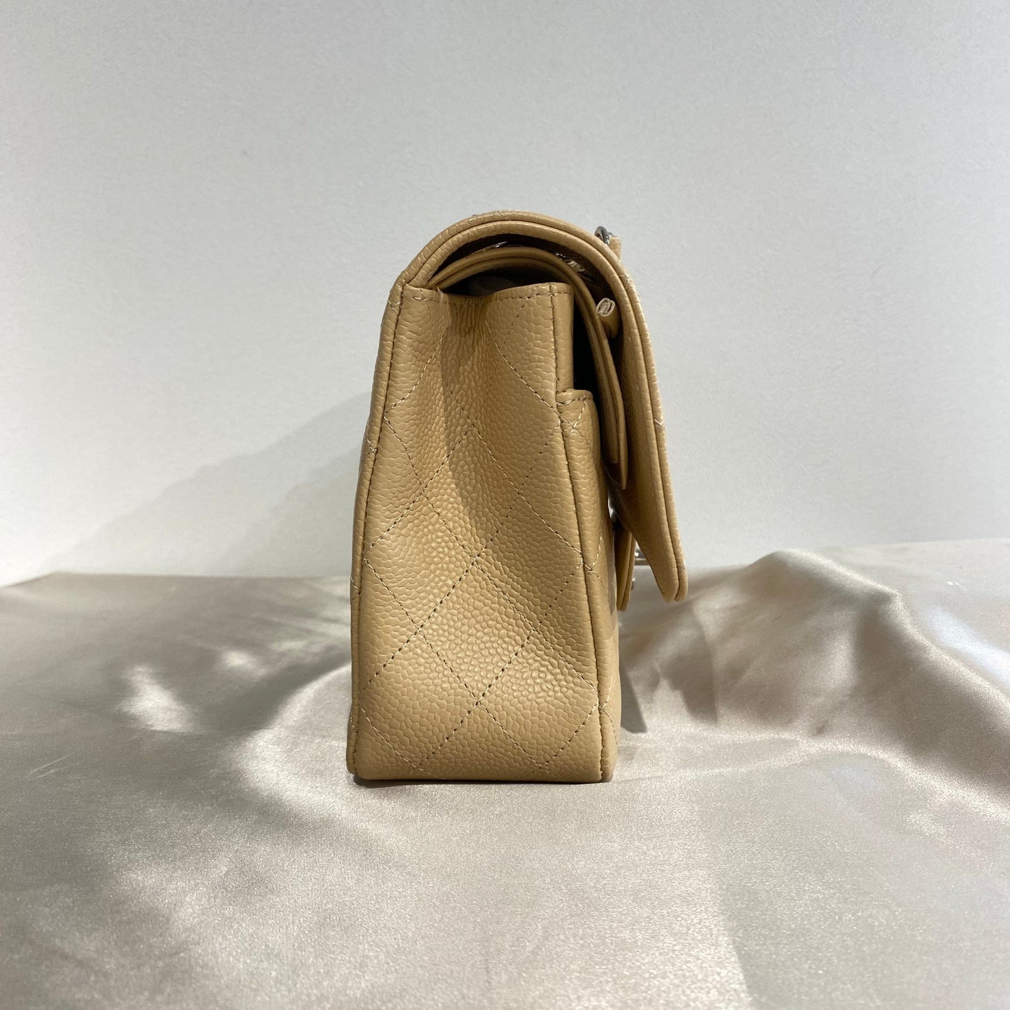 CHANEL CLASSIC FLAP MEDIUM CHAIN SHOULDER BAG BEIGE CAVIAR SKIN SHW 90215286