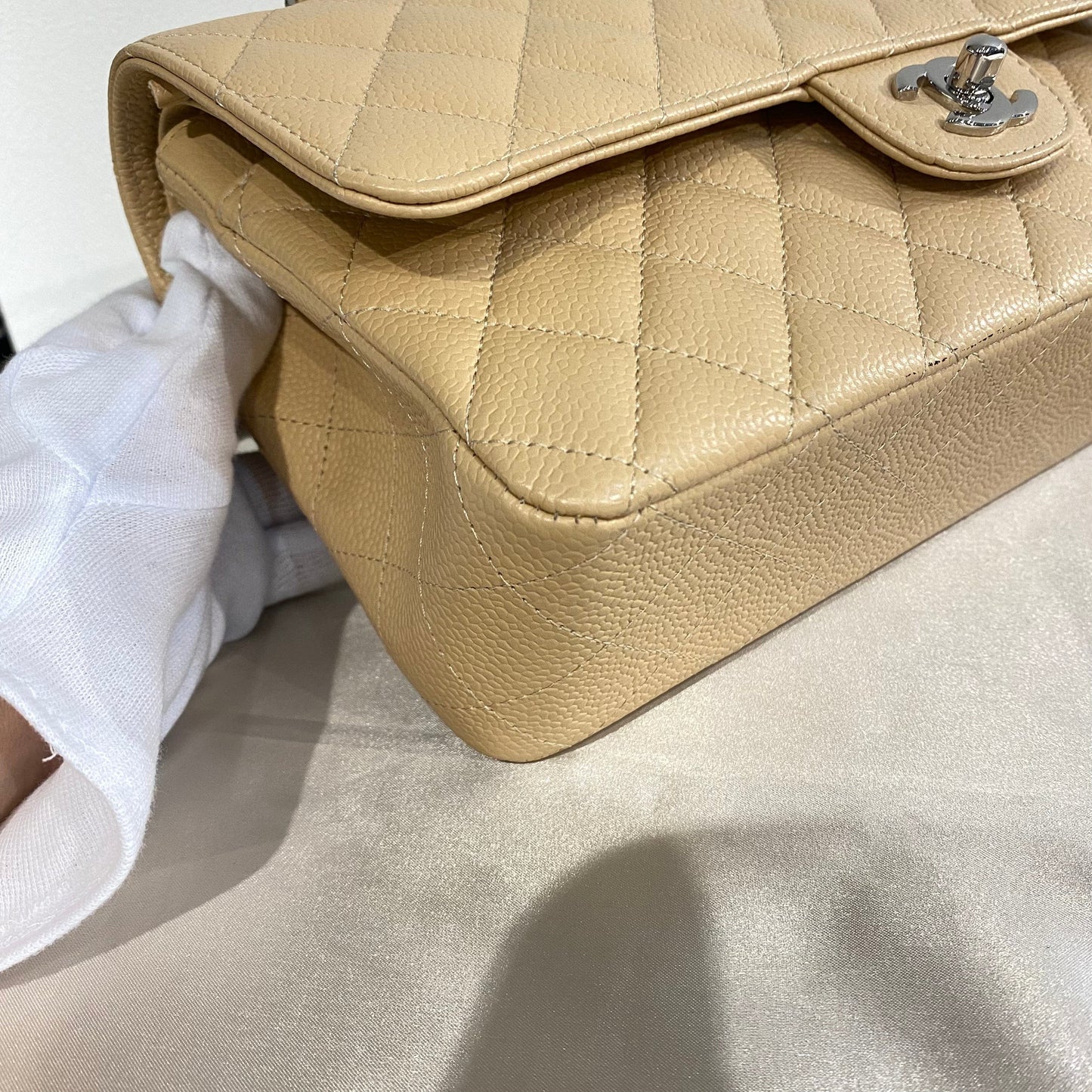 CHANEL CLASSIC FLAP MEDIUM CHAIN SHOULDER BAG BEIGE CAVIAR SKIN SHW 90215286