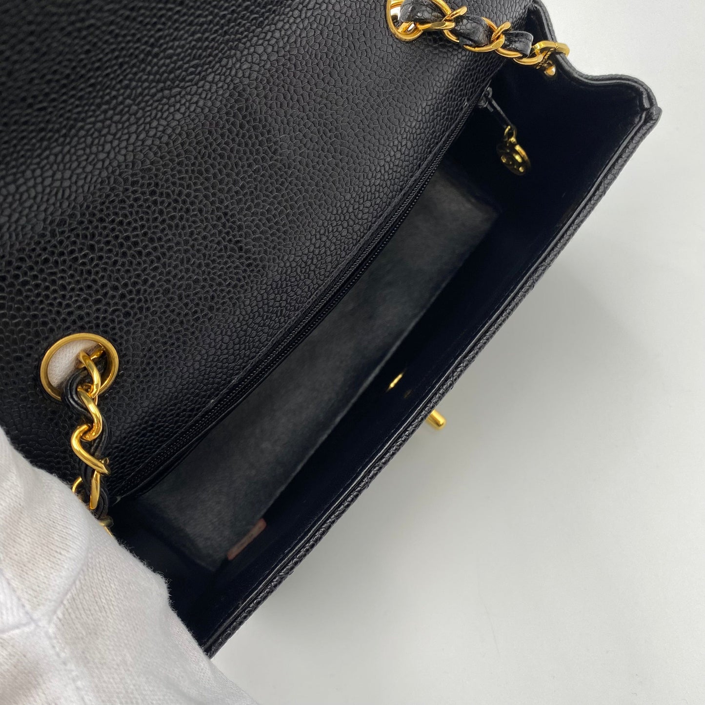 CHANEL VINTAGE DIANA SMALL CHAIN SHOULDER BAG BLACK CAVIAR SKIN 90219632