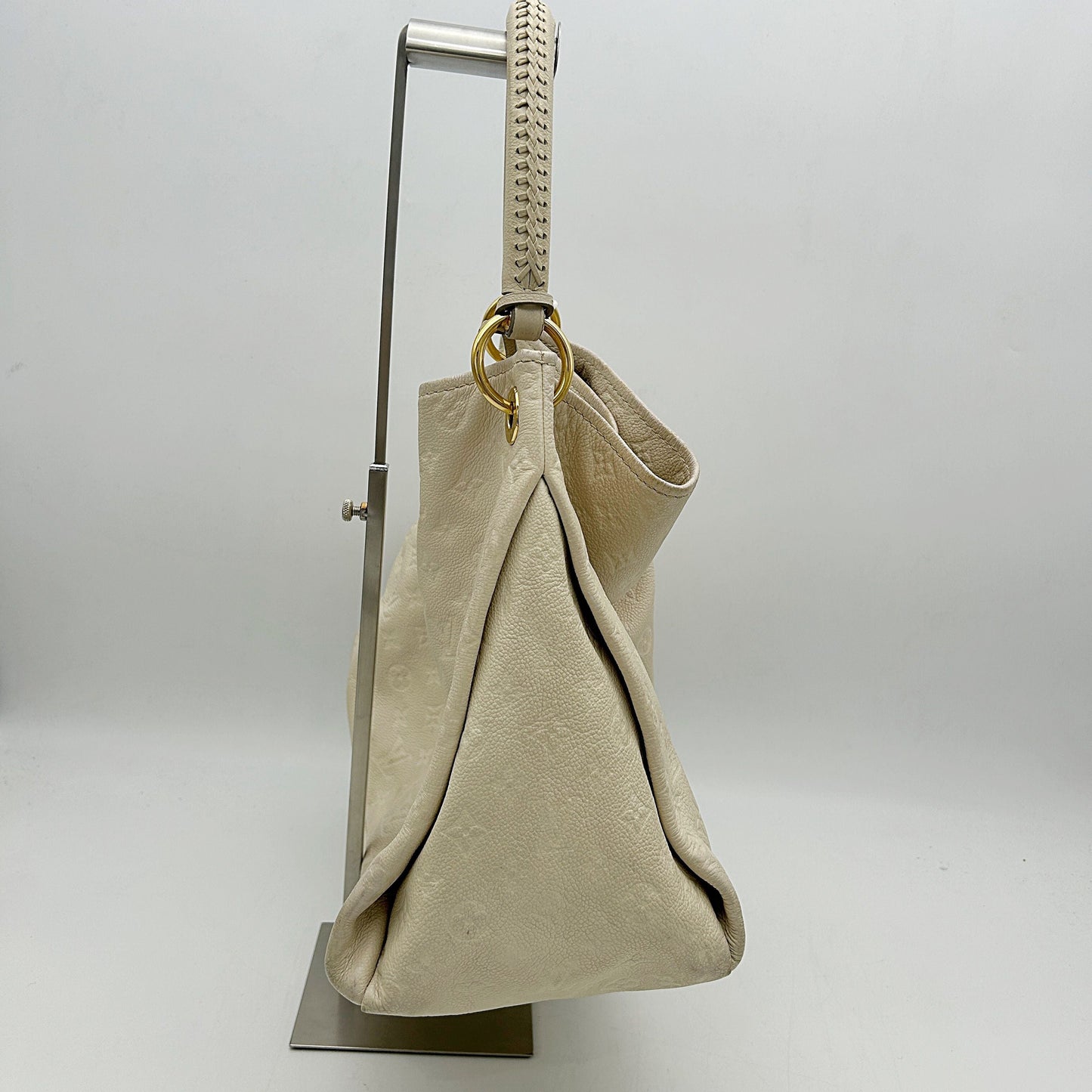 Louis Vuitton | Bags | Lv Artsy Cream Bag LA16922