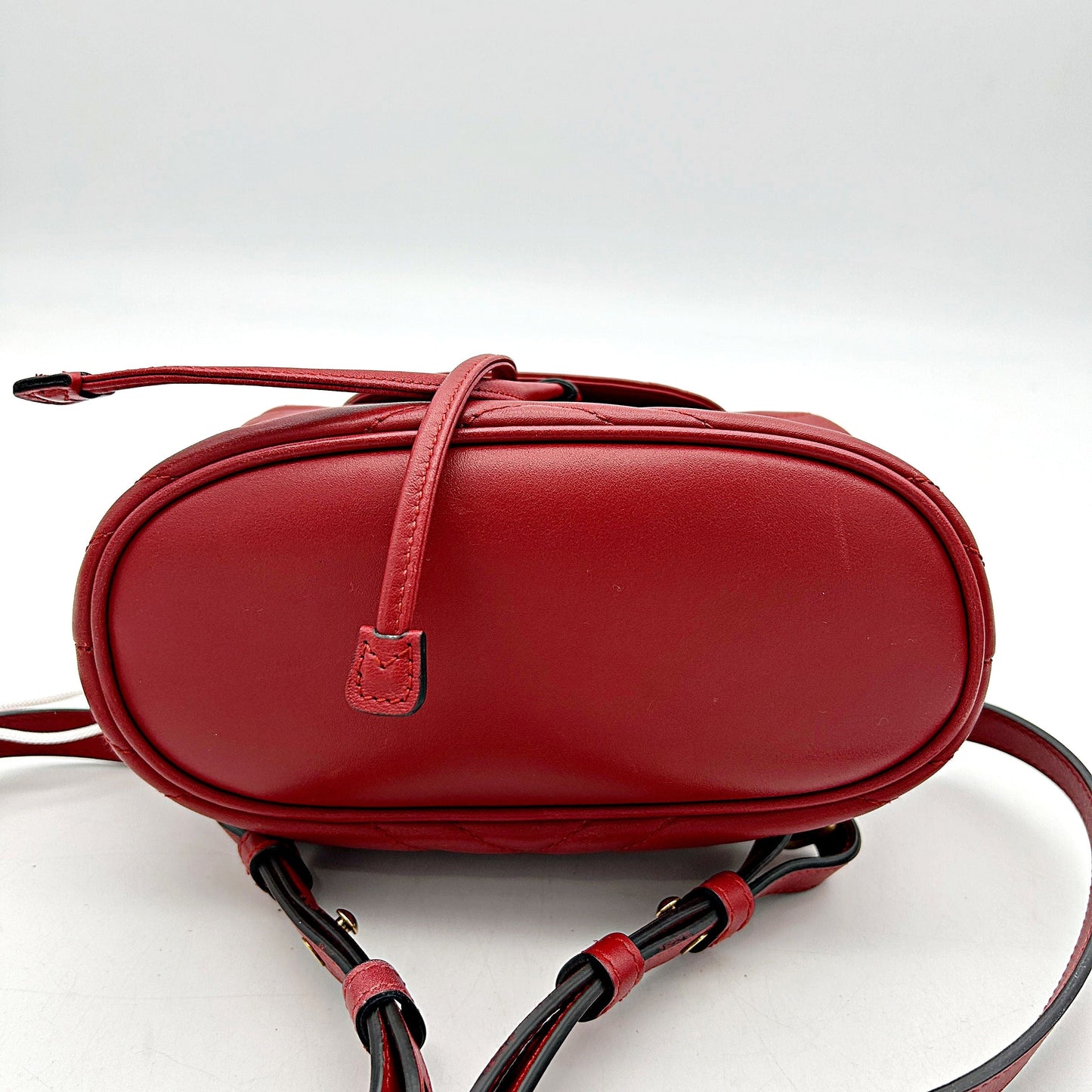 GUCCI Calfskin Matelasse GG Marmont Flap Backpack Hibiscus Red LA32914