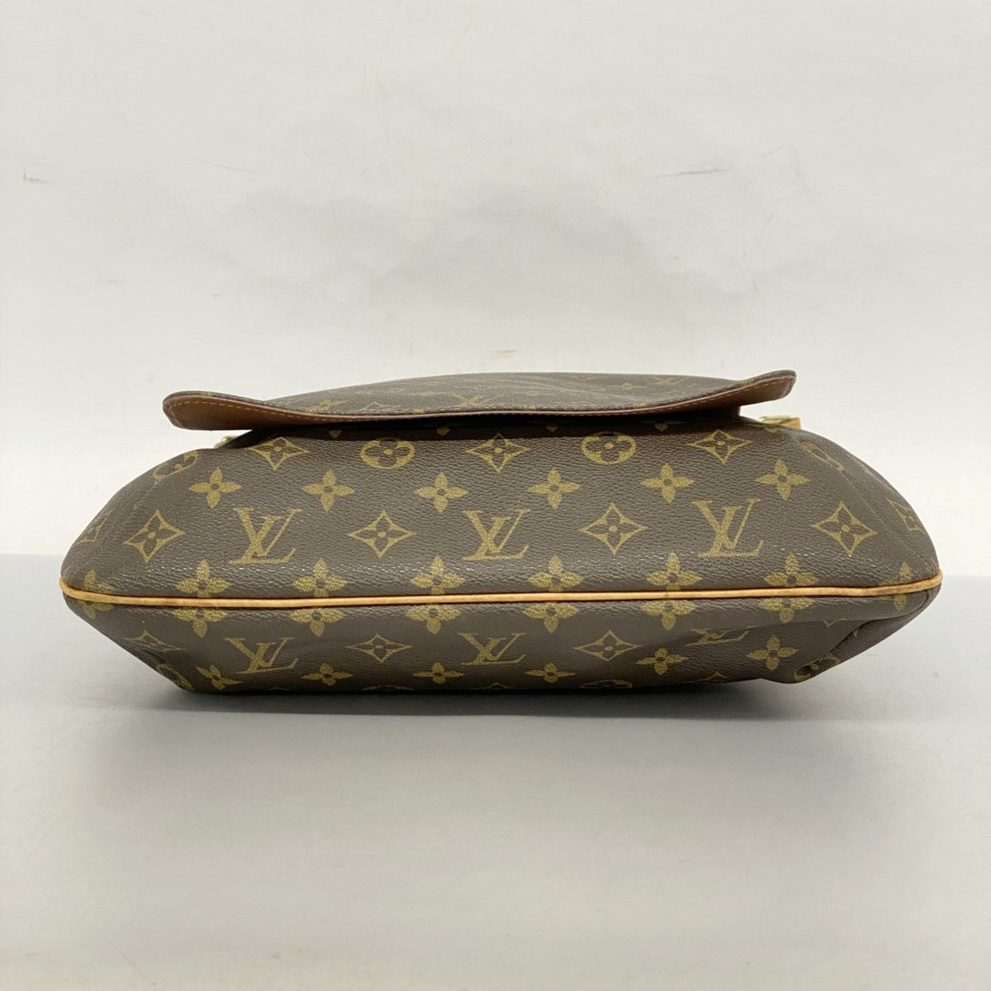 Louis Vuitton  Shoulder Bag