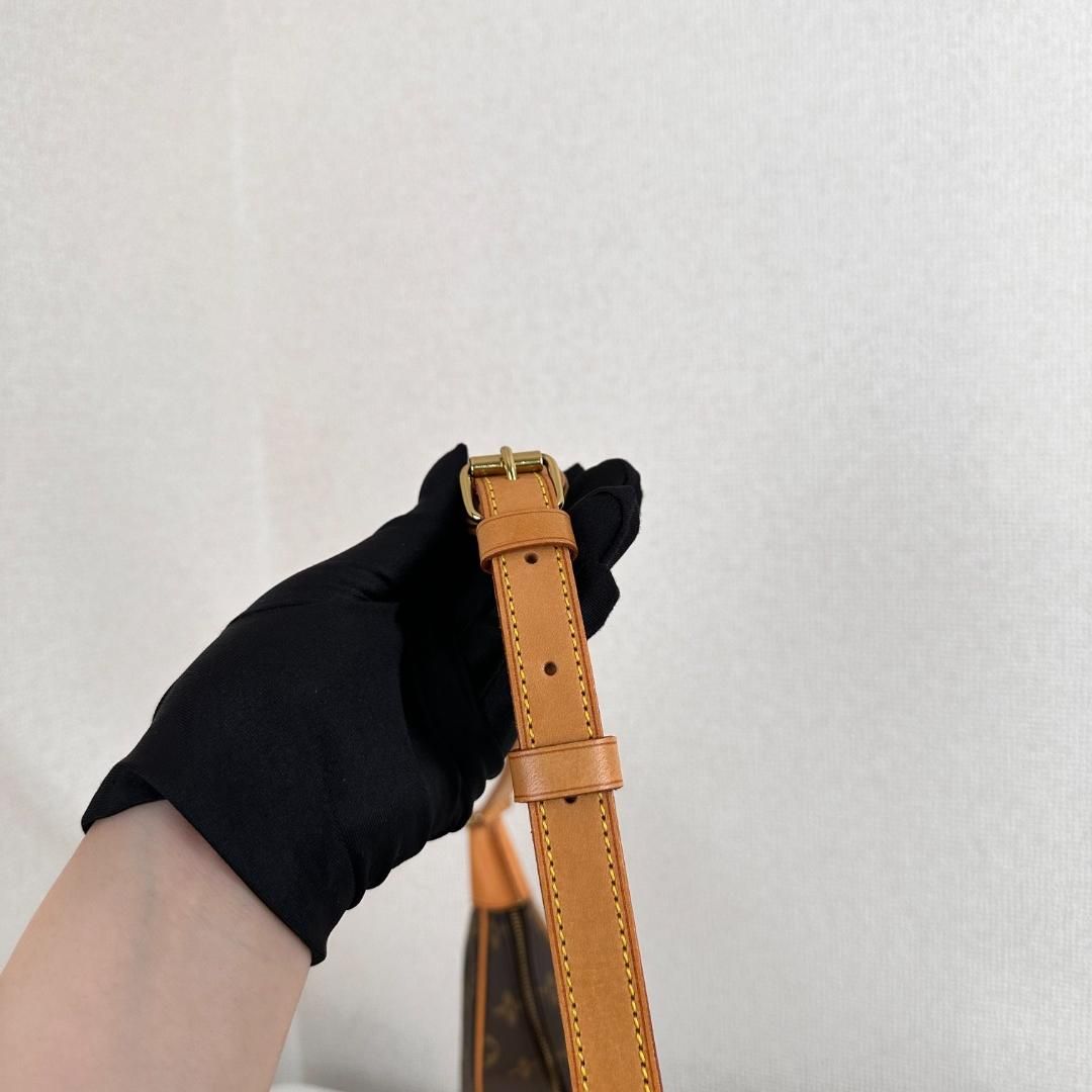 Louis Vuitton LV Monogram Boulogne 30 Vintage - Brown Shoulder Bags, Handbags MR2104202507222