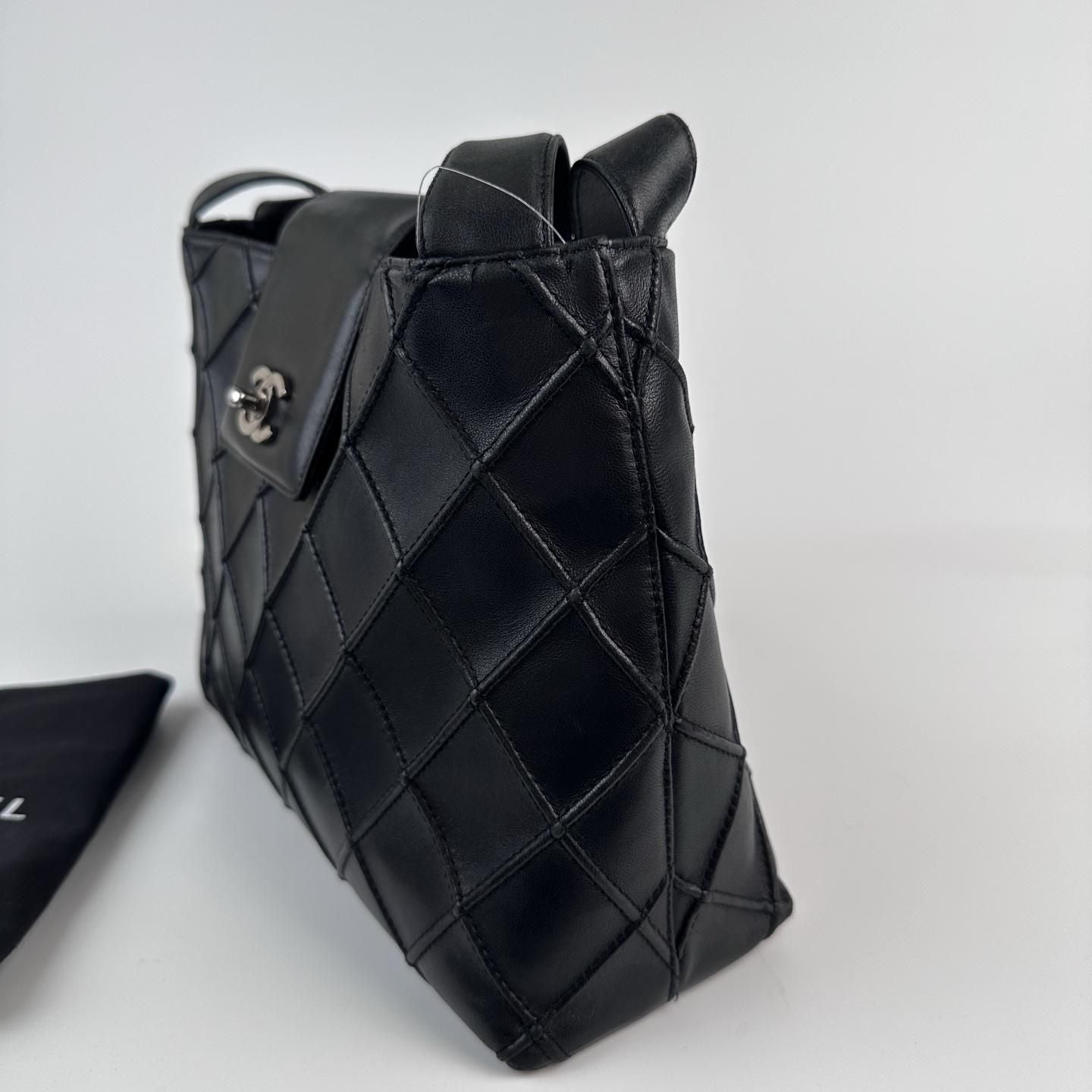 CHANEL | Bags | Chanelbicoloneturn Lock Leather Black Shoulder Bag MR