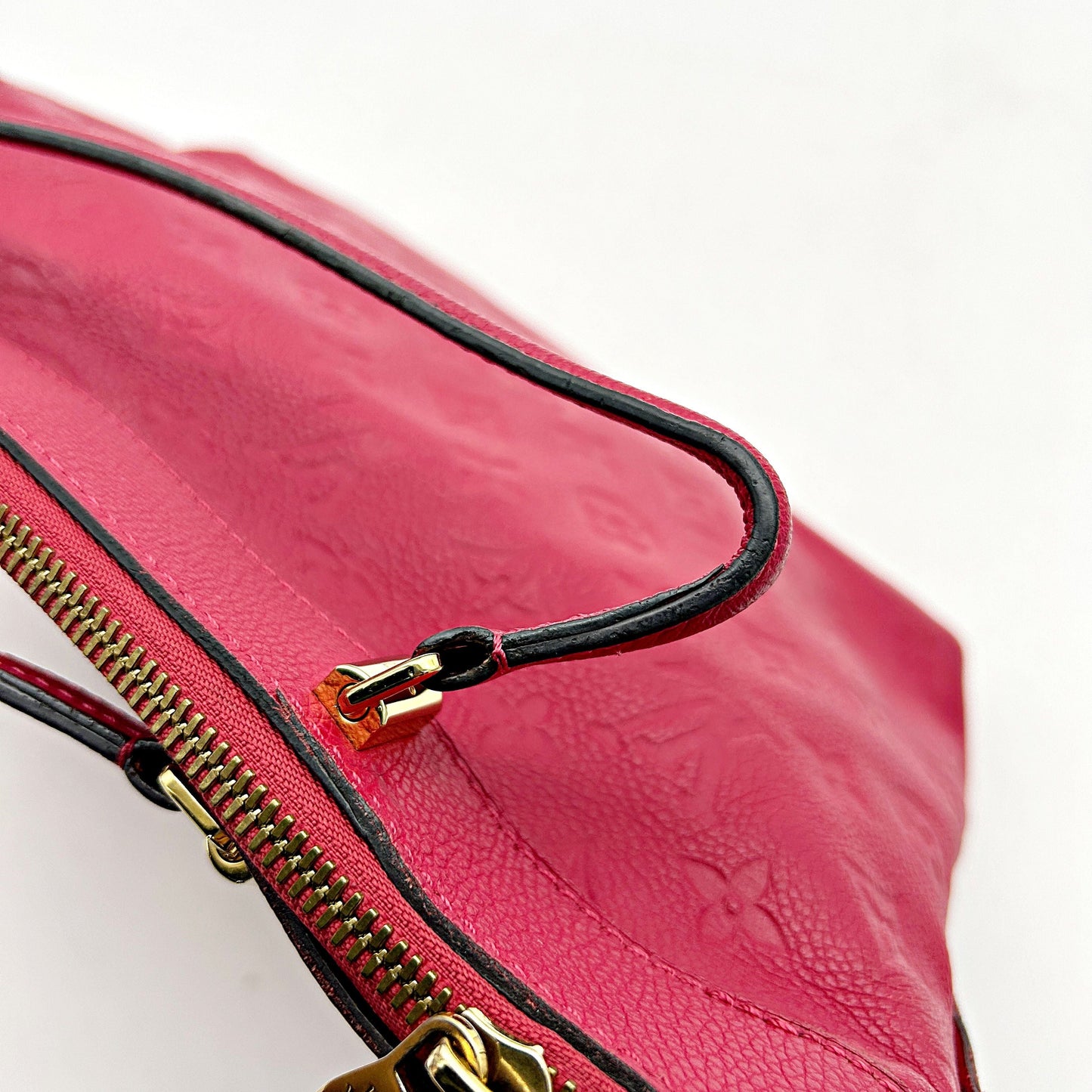 Louis Vuitton LV Monogram Spontini - Red Shoulder Bags, Handbags LA22769