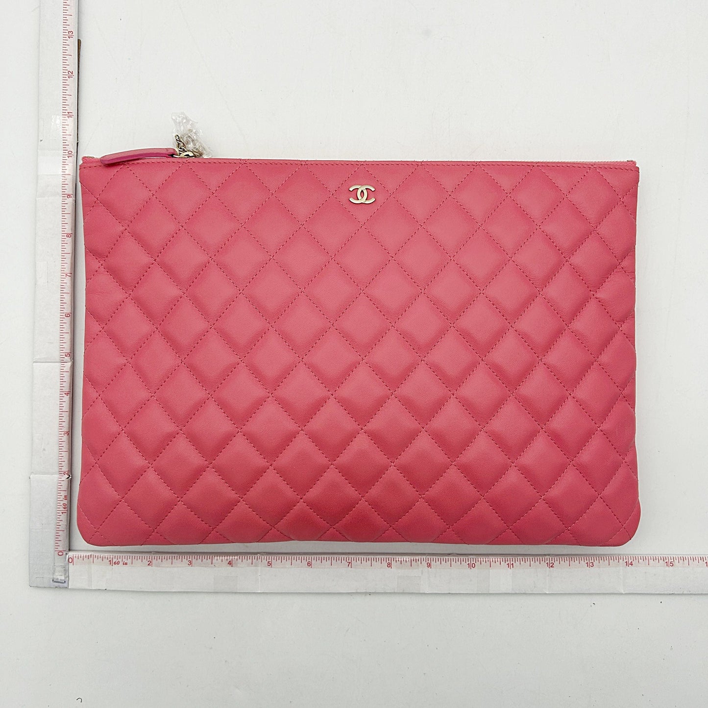 Chanel Medium Beauty CC O-Case Casino Bag - Pink Clutches, Handbags B0503TQLVE