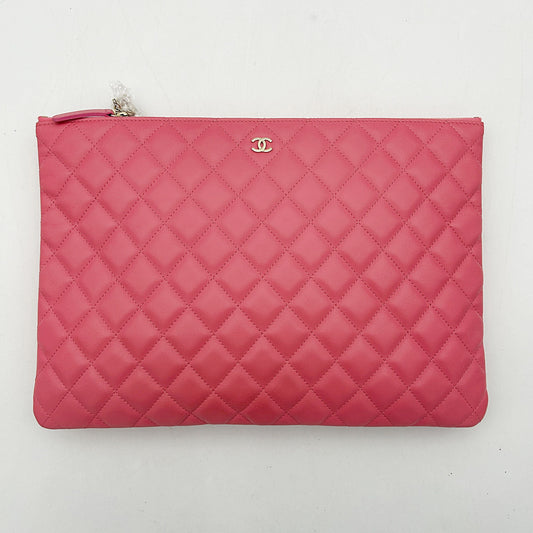 Chanel Medium Beauty CC O-Case Casino Bag - Pink Clutches, Handbags B0503TQLVE
