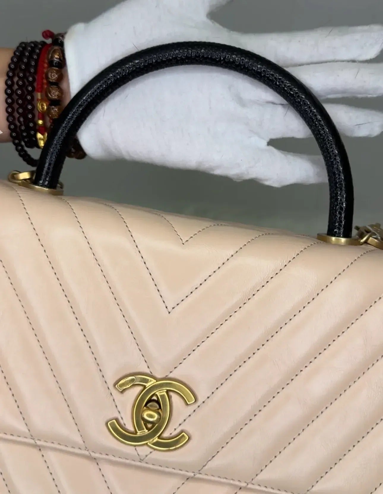 CHANEL Caviar Lizard Chevron Quilted Mini Coco Handle Flap Ivory B19-2