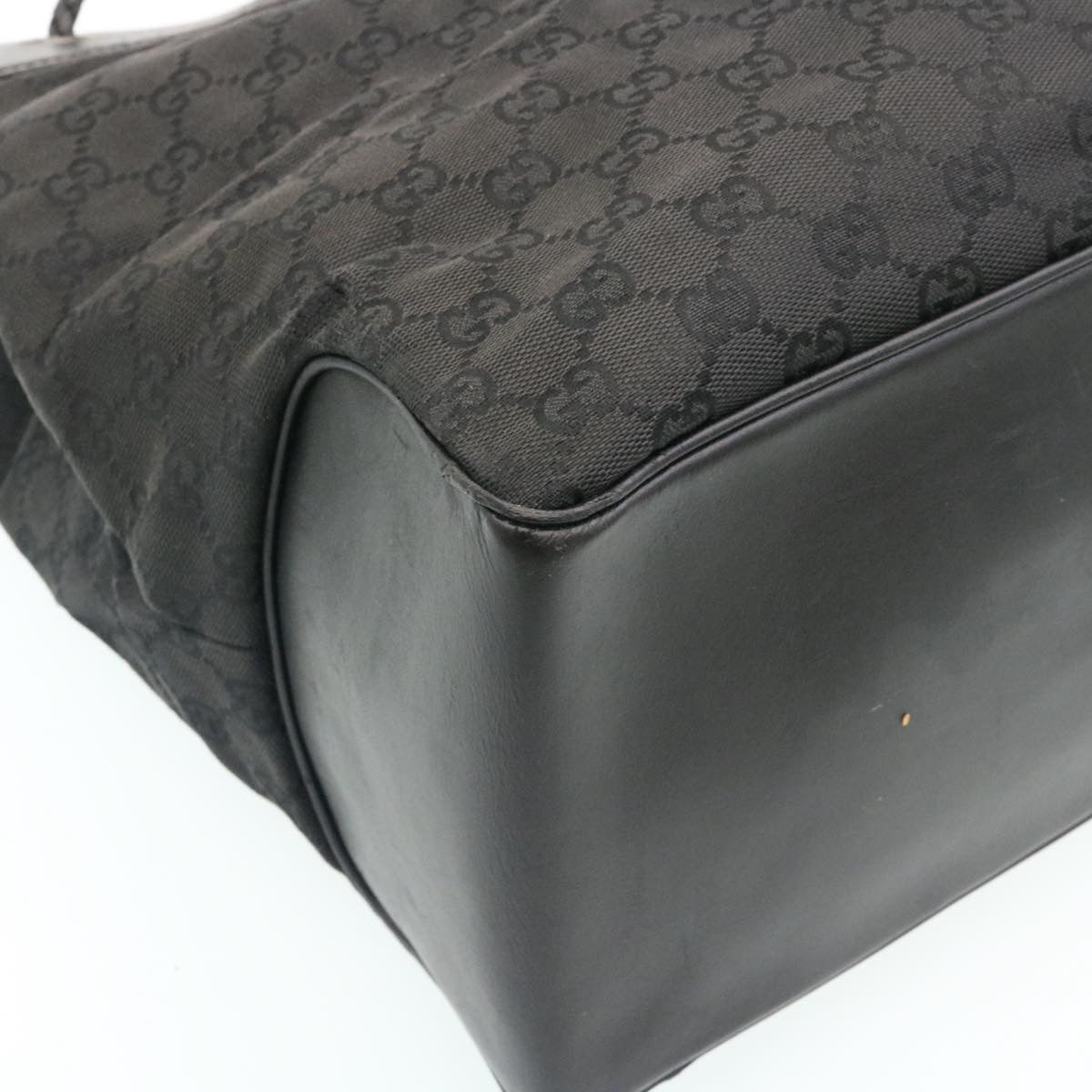 GUCCI GG Canvas Shoulder Bag Canvas Black  am1813g