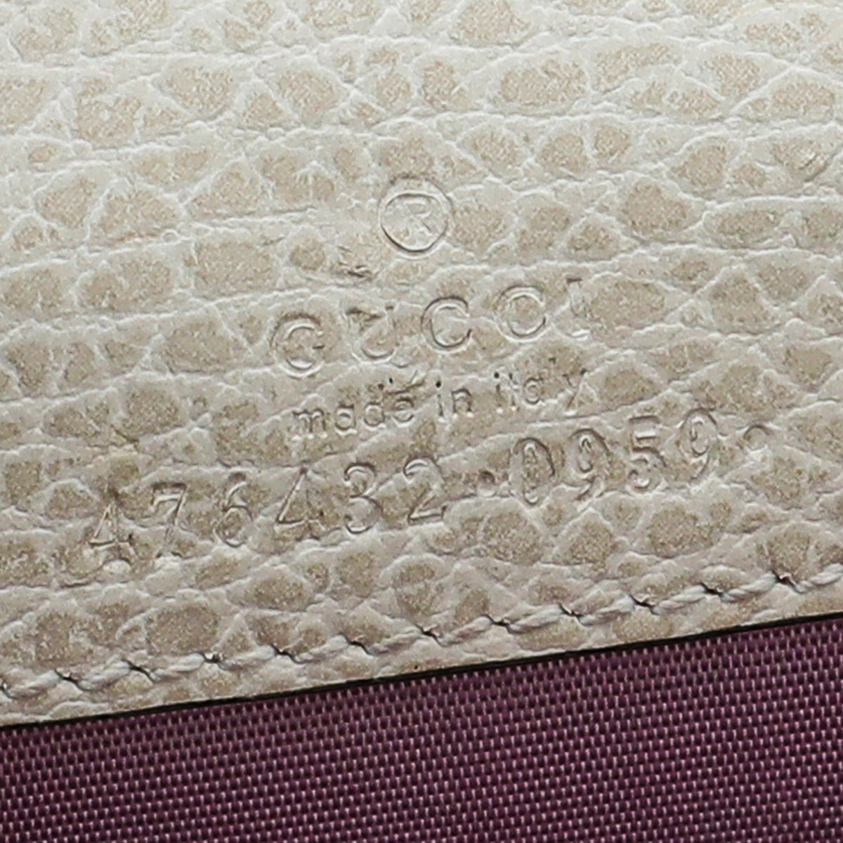 Gucci White Dionysus Super Mini Bag