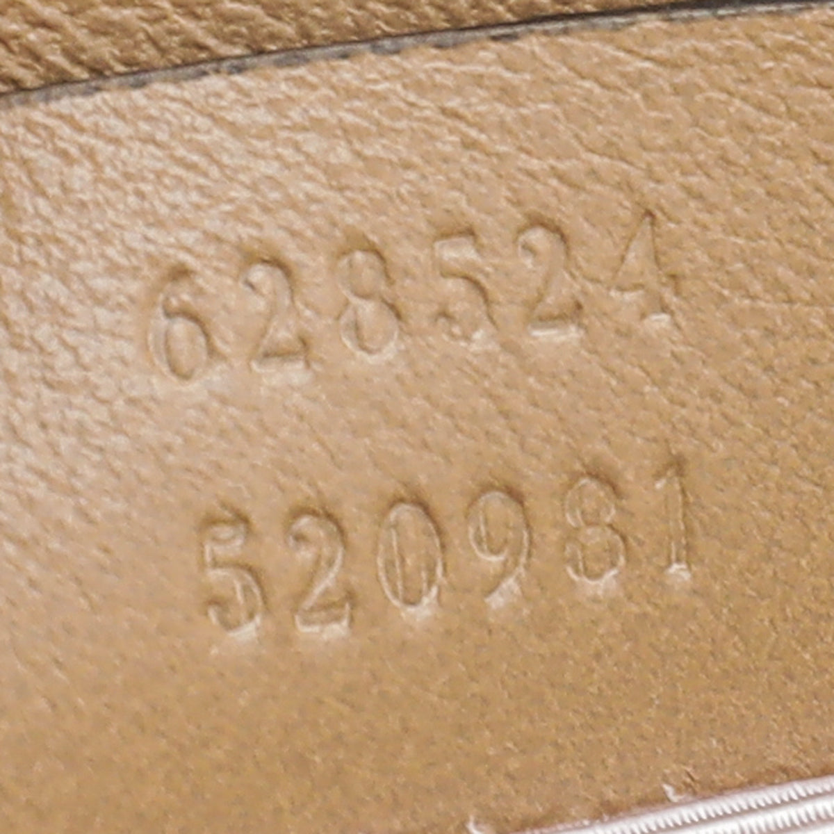 Gucci Beige Interlocking G Medium Shoulder Bag