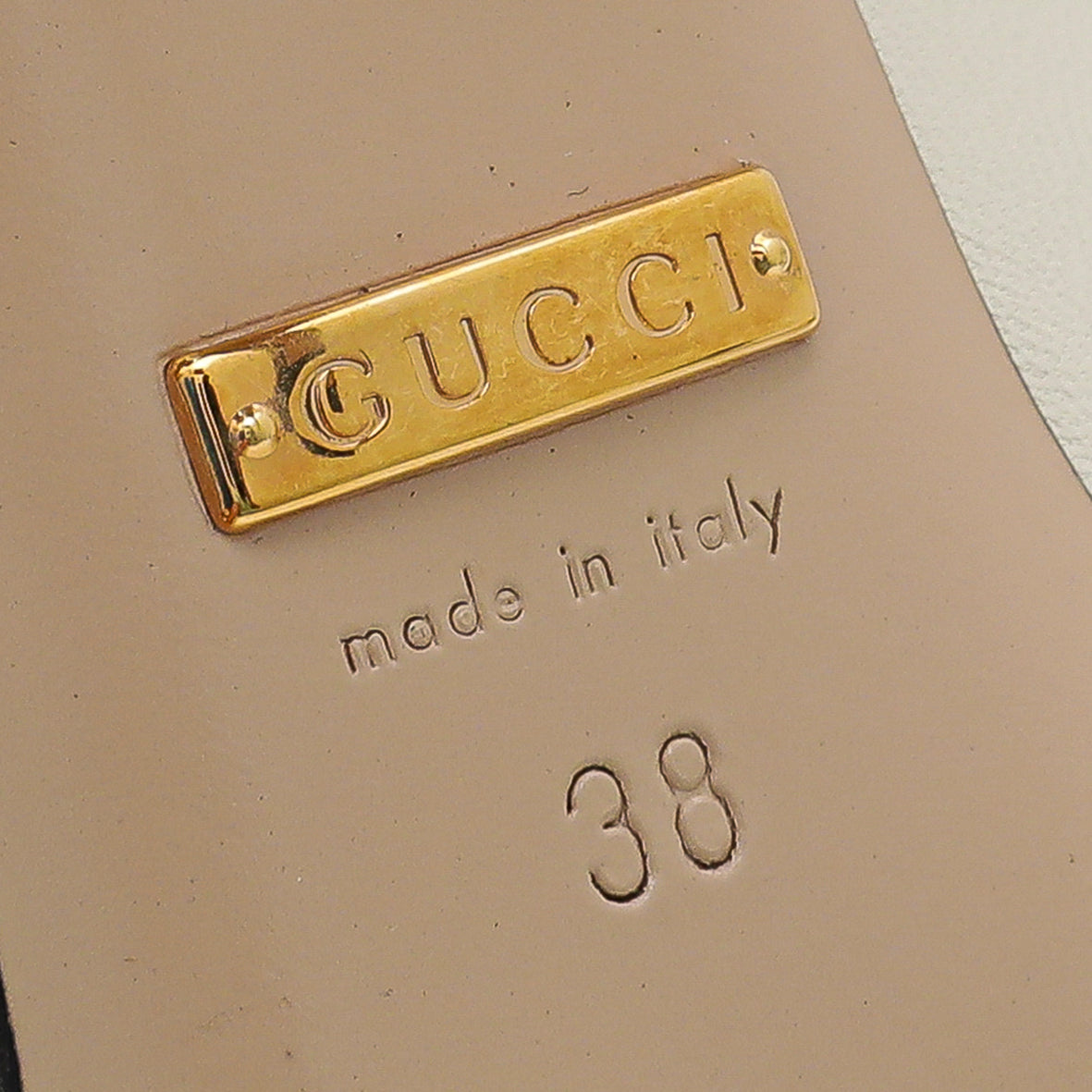 Gucci White Sylvie Pump 38