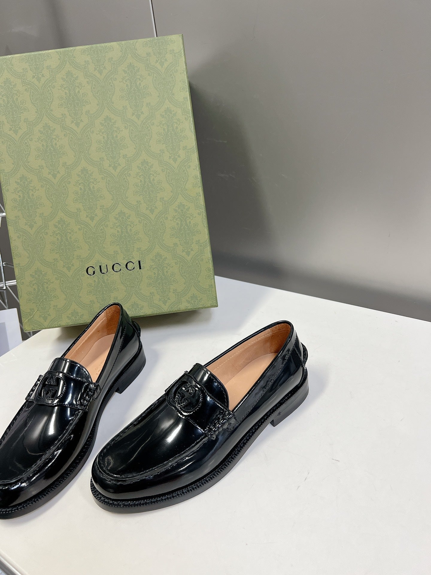 MOCASSIM GUCCI 2023