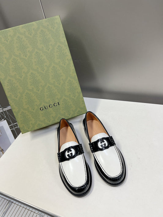 MOCASSIM GUCCI 2023