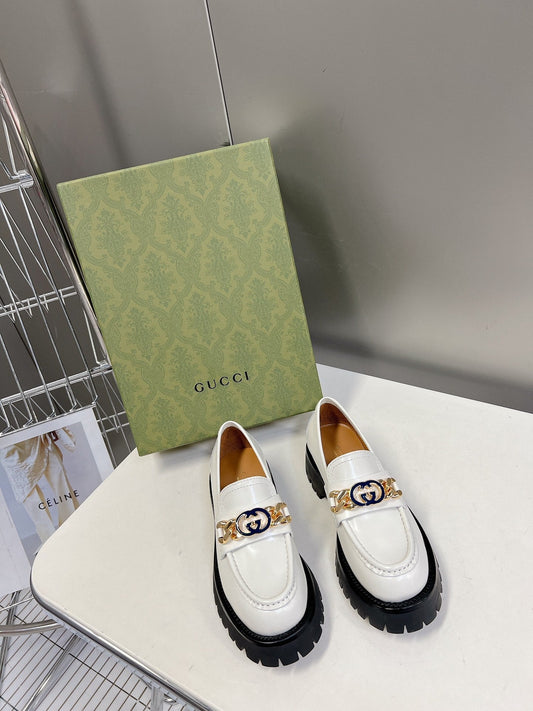 MOCASSIM GUCCI 2023 TRATORADO