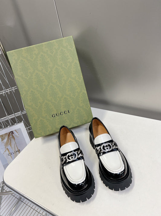 MOCASSIM GUCCI 2023 TRATORADO