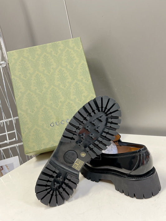 MOCASSIM GUCCI 2023 TRATORADO