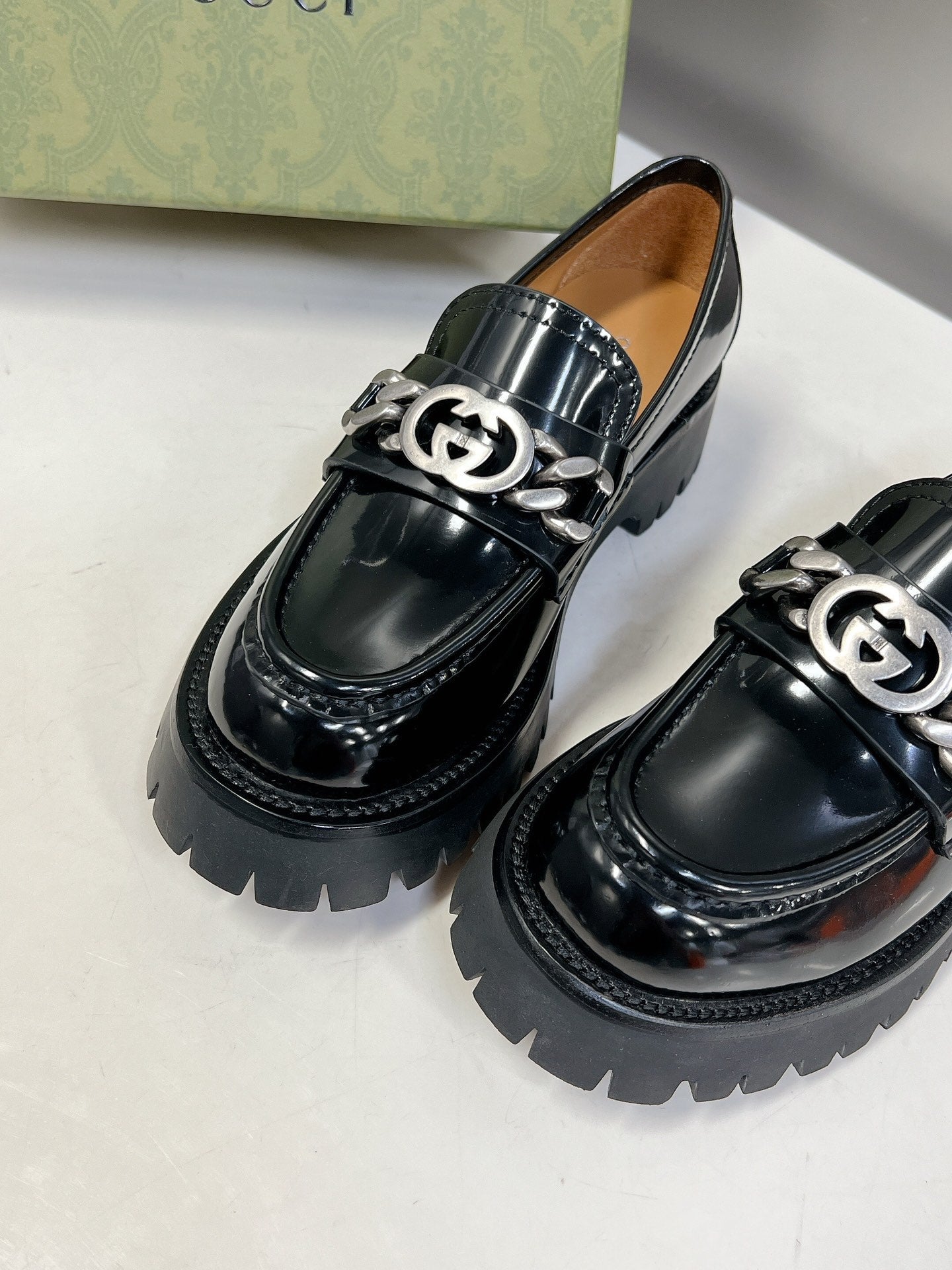 MOCASSIM GUCCI 2023 TRATORADO