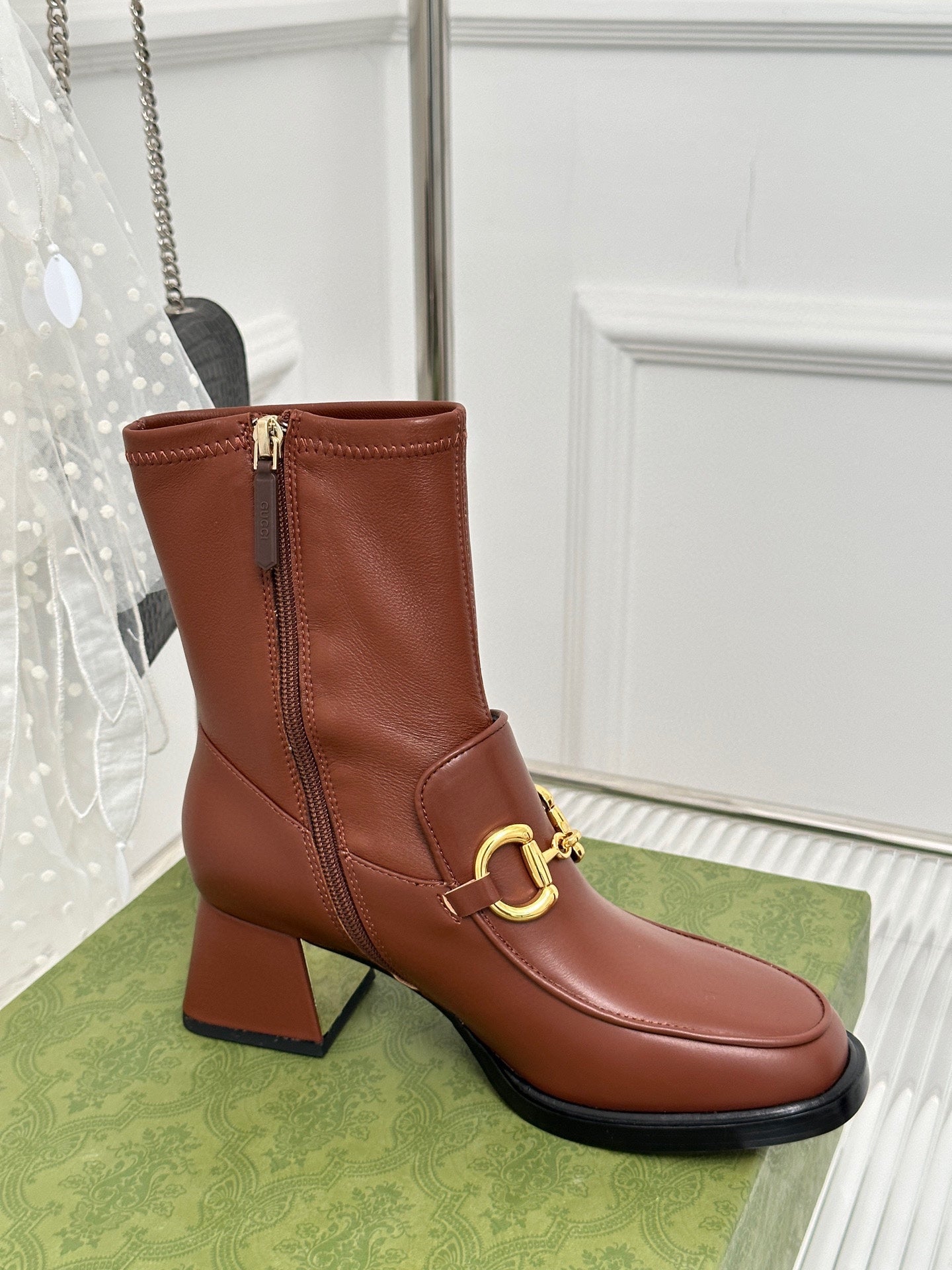 BOTA GUCCI 2023