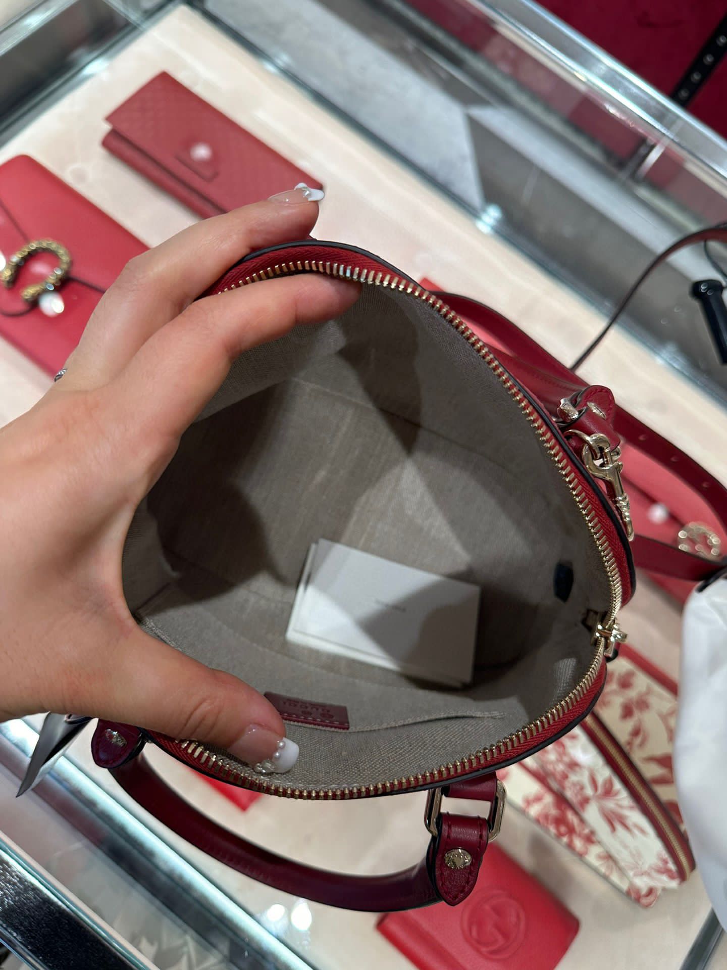 PreOrder Gucci small dome bag