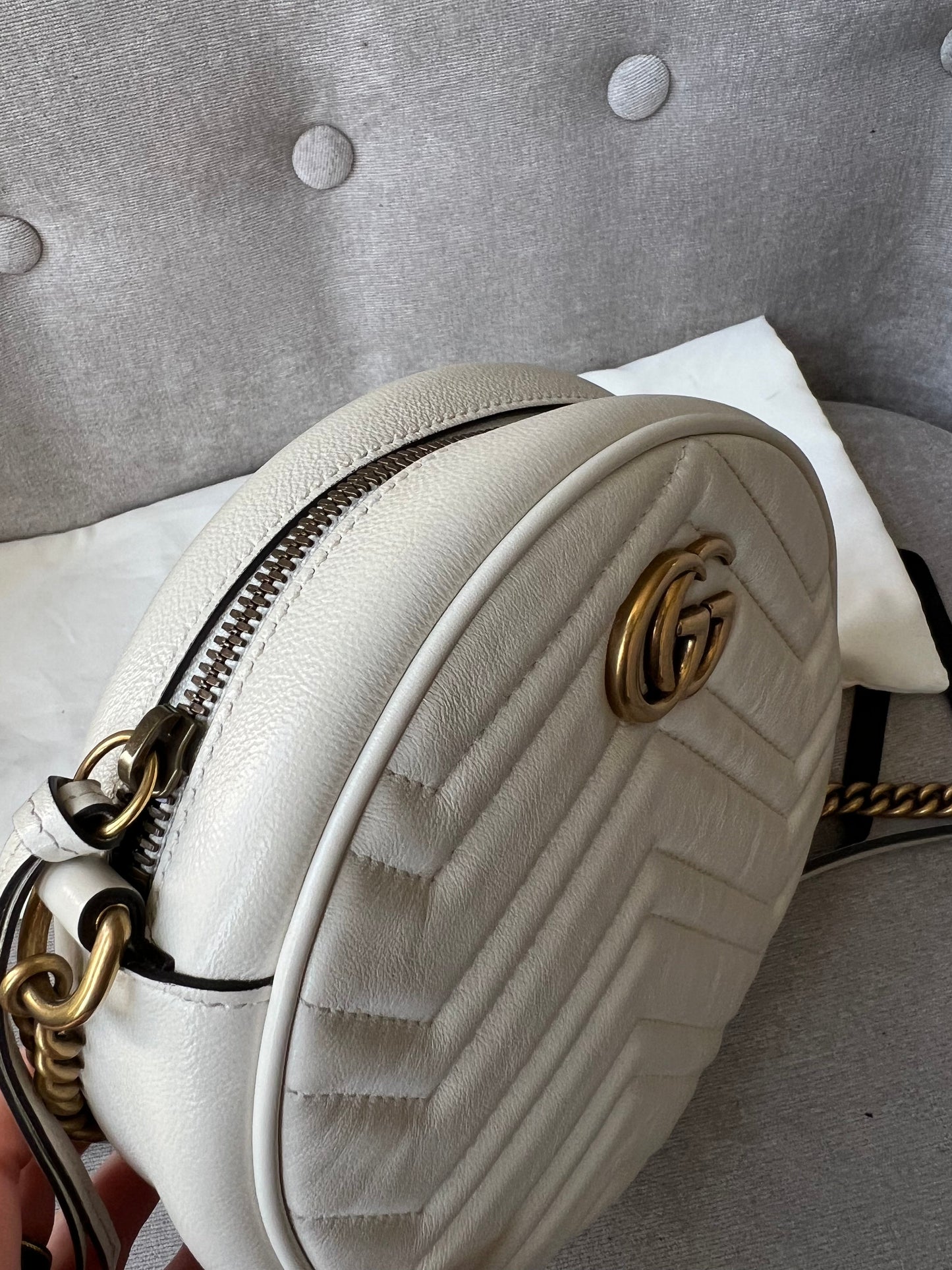 Gucci GG Round White Marmont Small Shoulder Bag (RRP £1,160)