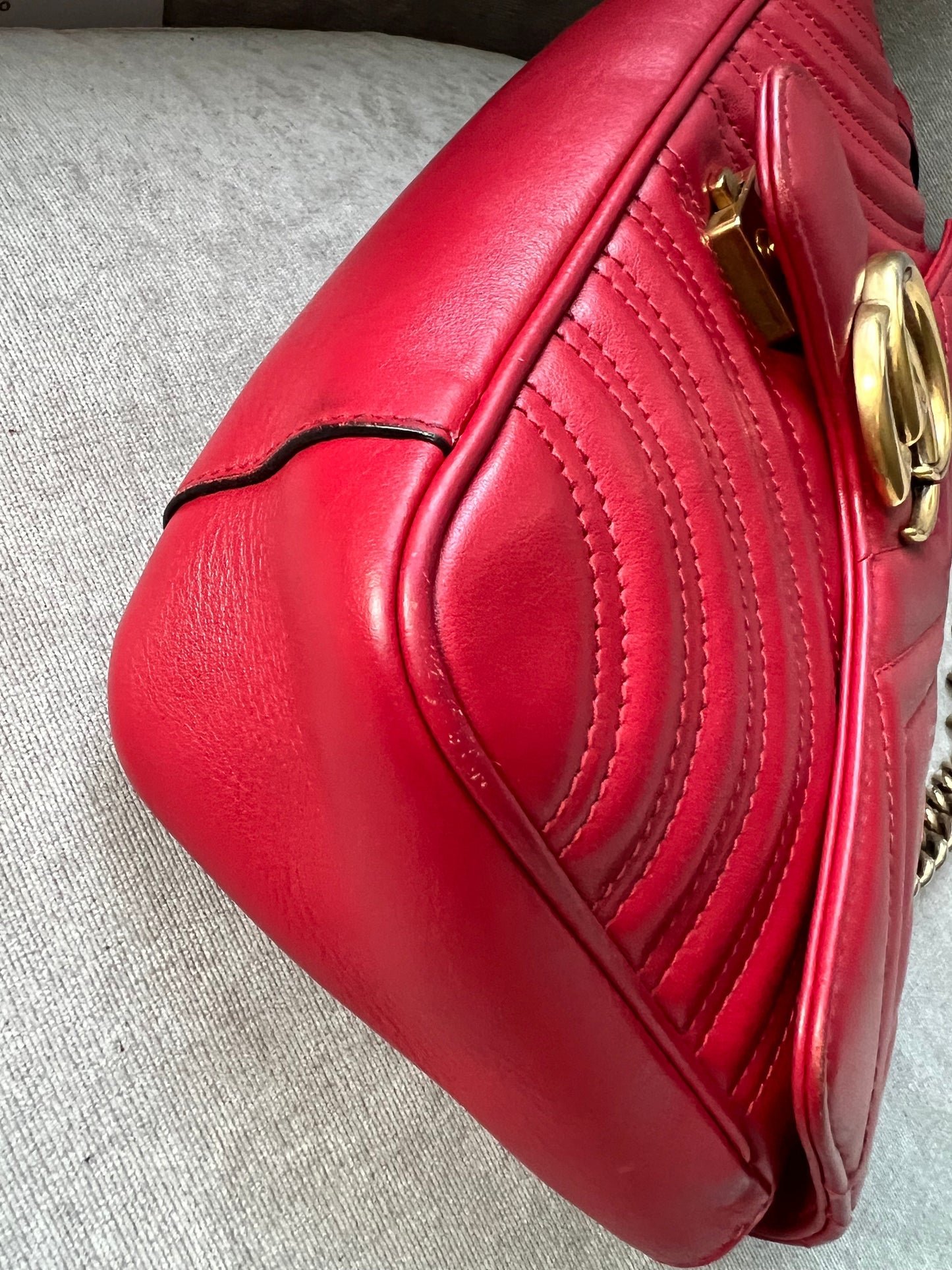 Gucci GG Hibiscus Red Marmont Small Shoulder Bag