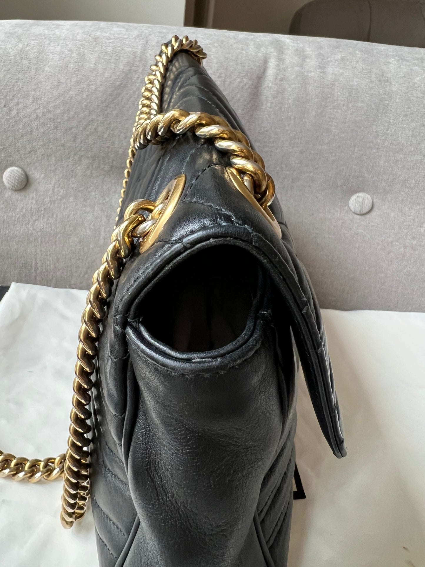 Gucci GG Black Marmont Medium Shoulder Bag (RRP £2,070)
