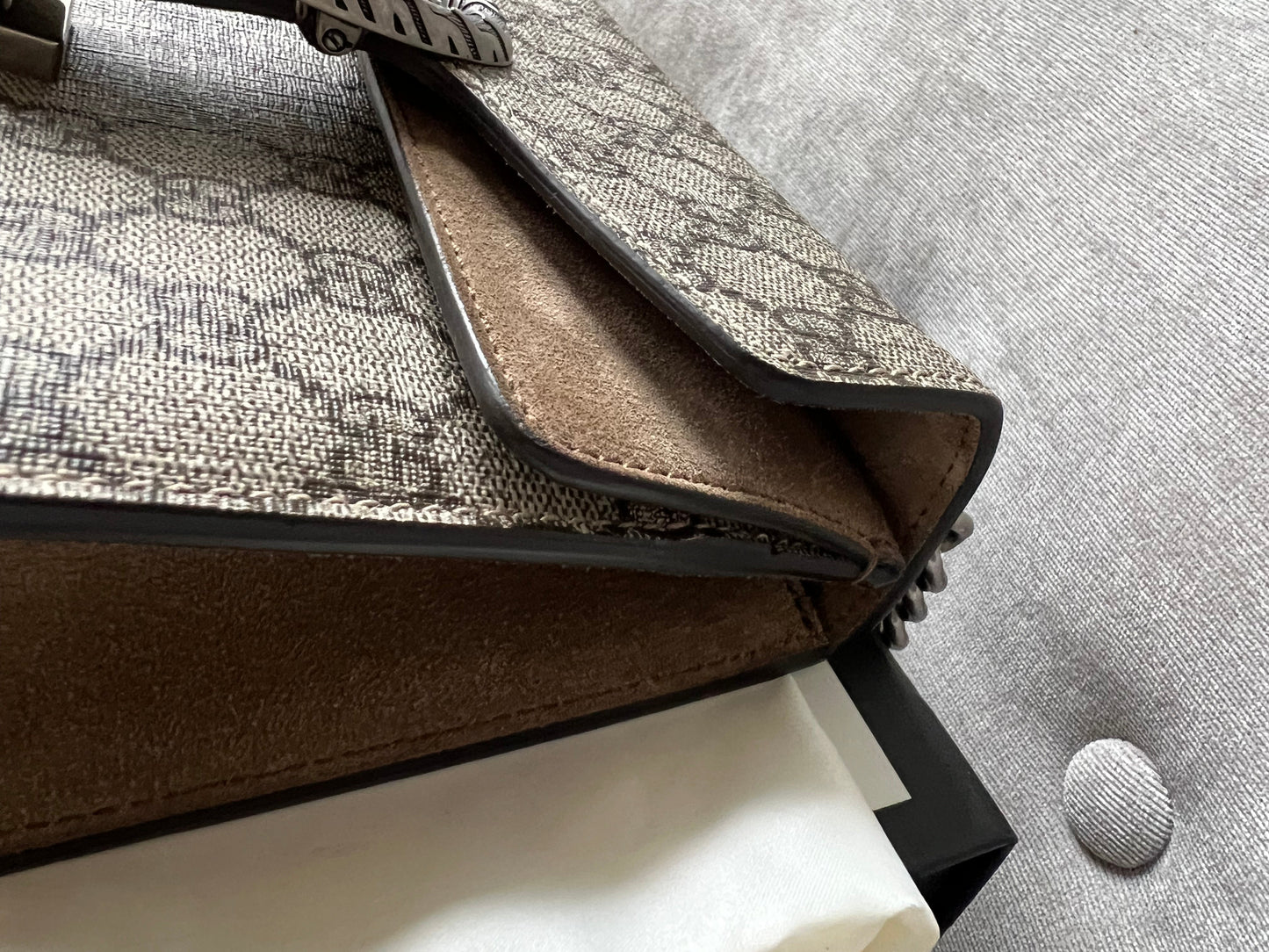 Gucci Dionysus GG Supreme Mini Shoulder Bag