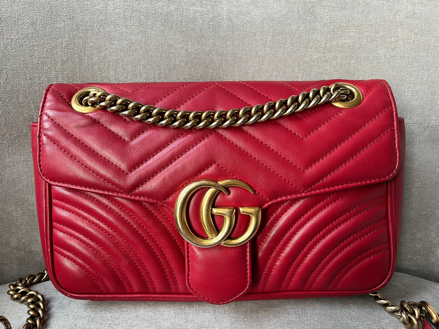 Gucci GG Hibiscus Red Marmont Small Shoulder Bag