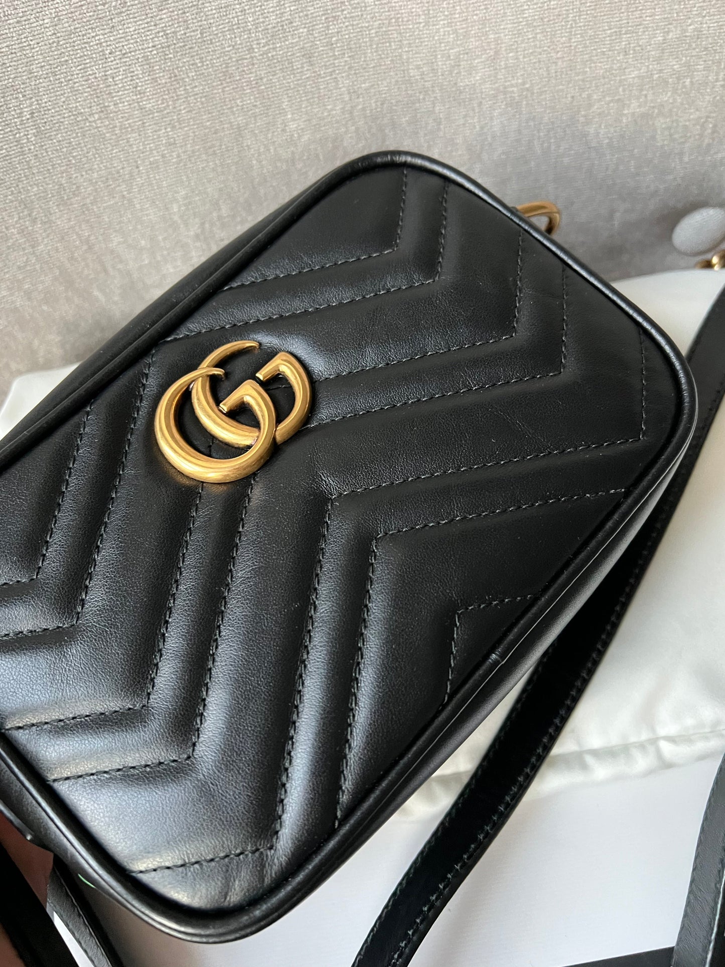 Gucci GG Black Marmont Mini Shoulder Bag (RRP £1,160)