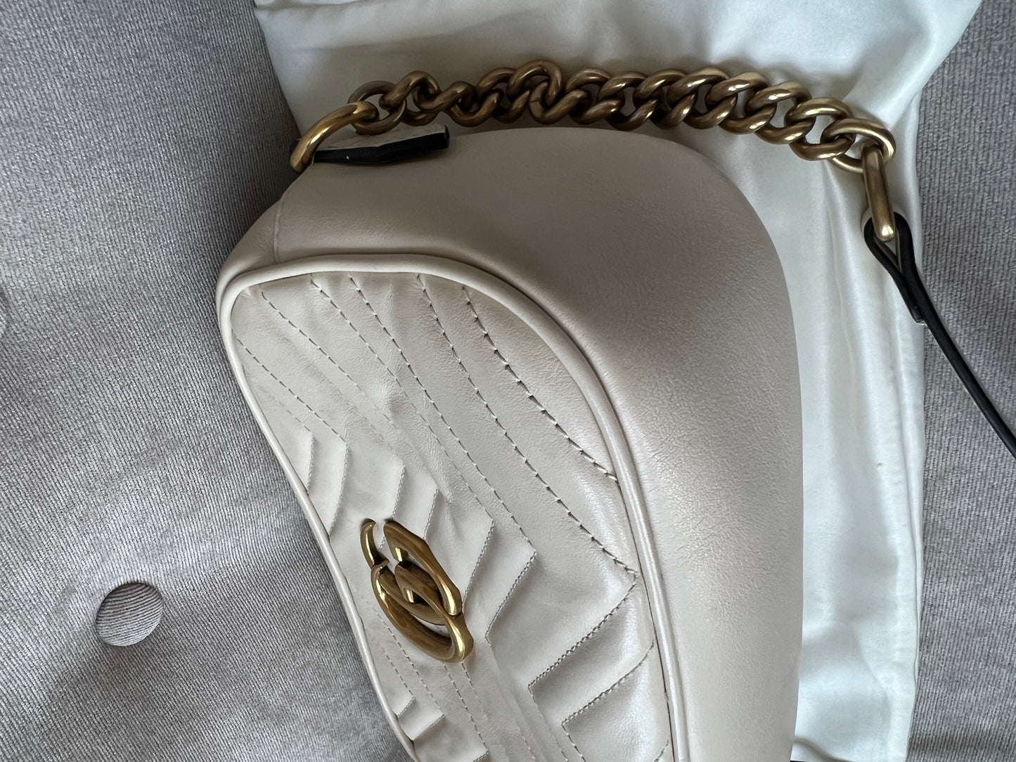 Gucci GG White Marmont Small Shoulder Bag