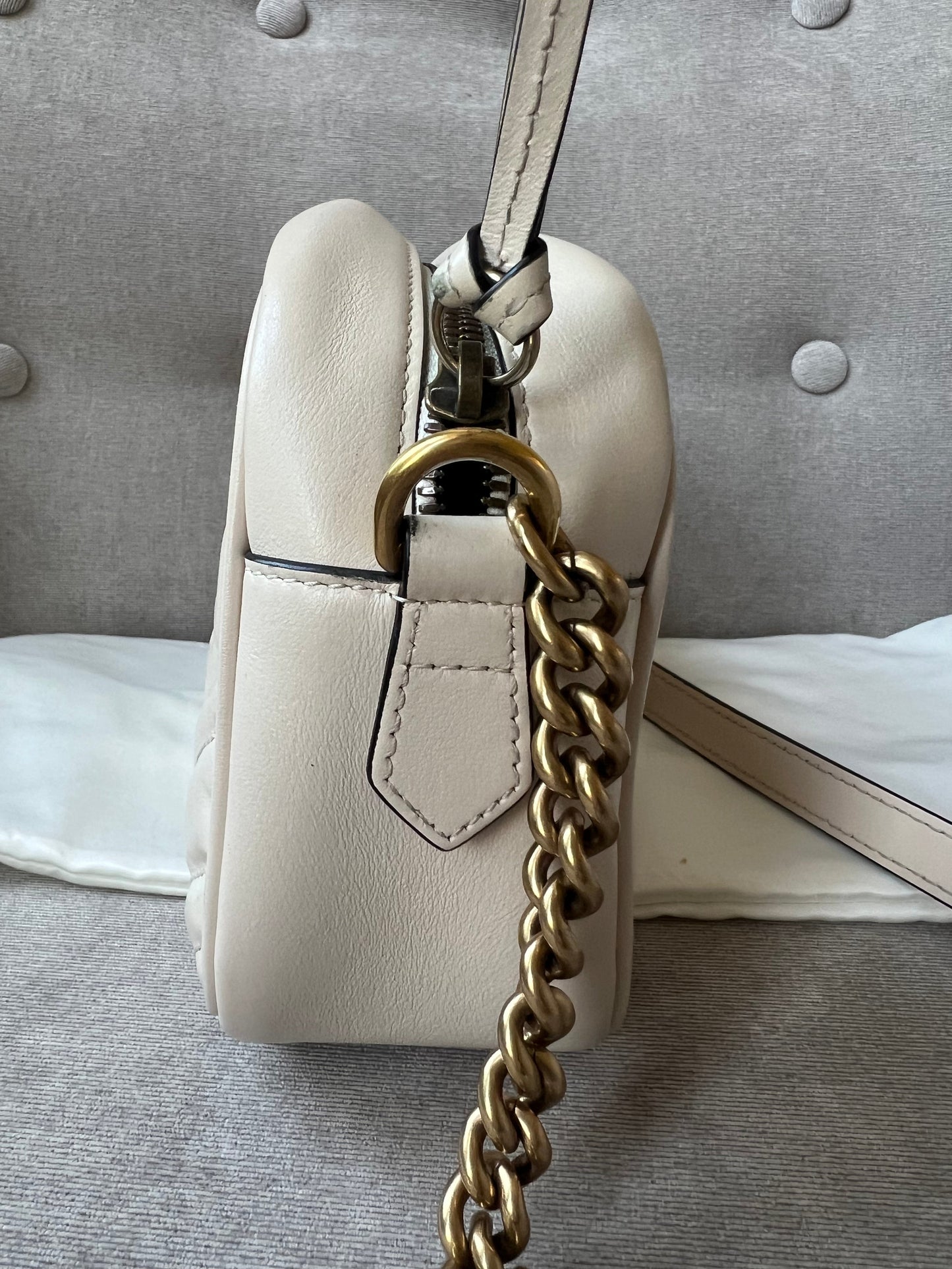 Gucci GG White Marmont Small Shoulder Bag