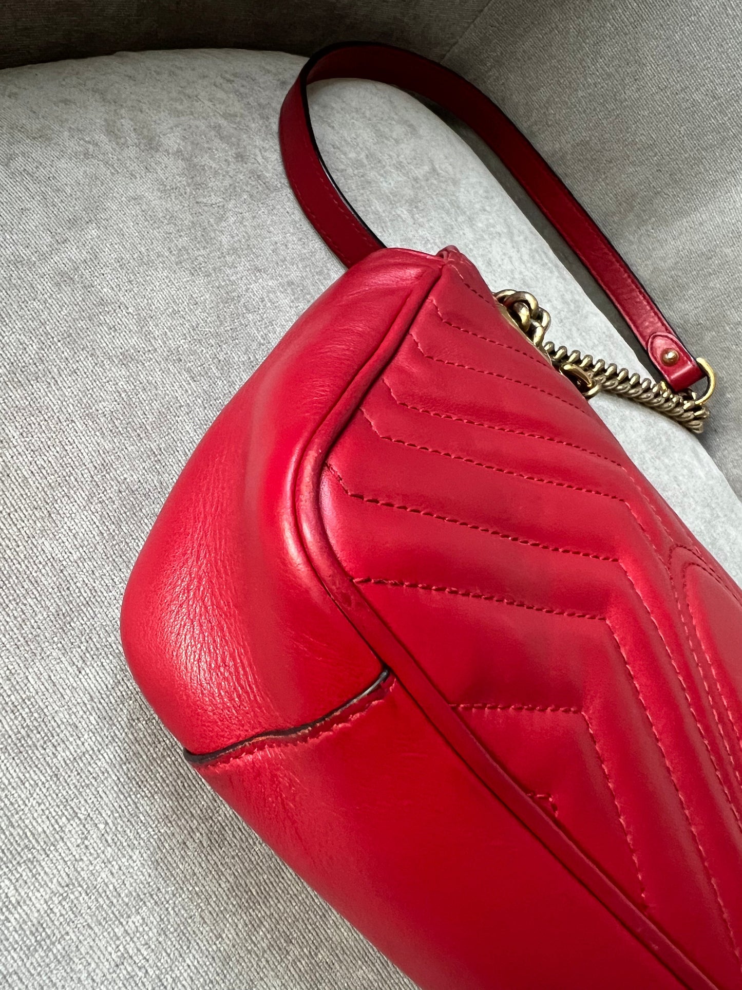 Gucci GG Hibiscus Red Marmont Small Shoulder Bag