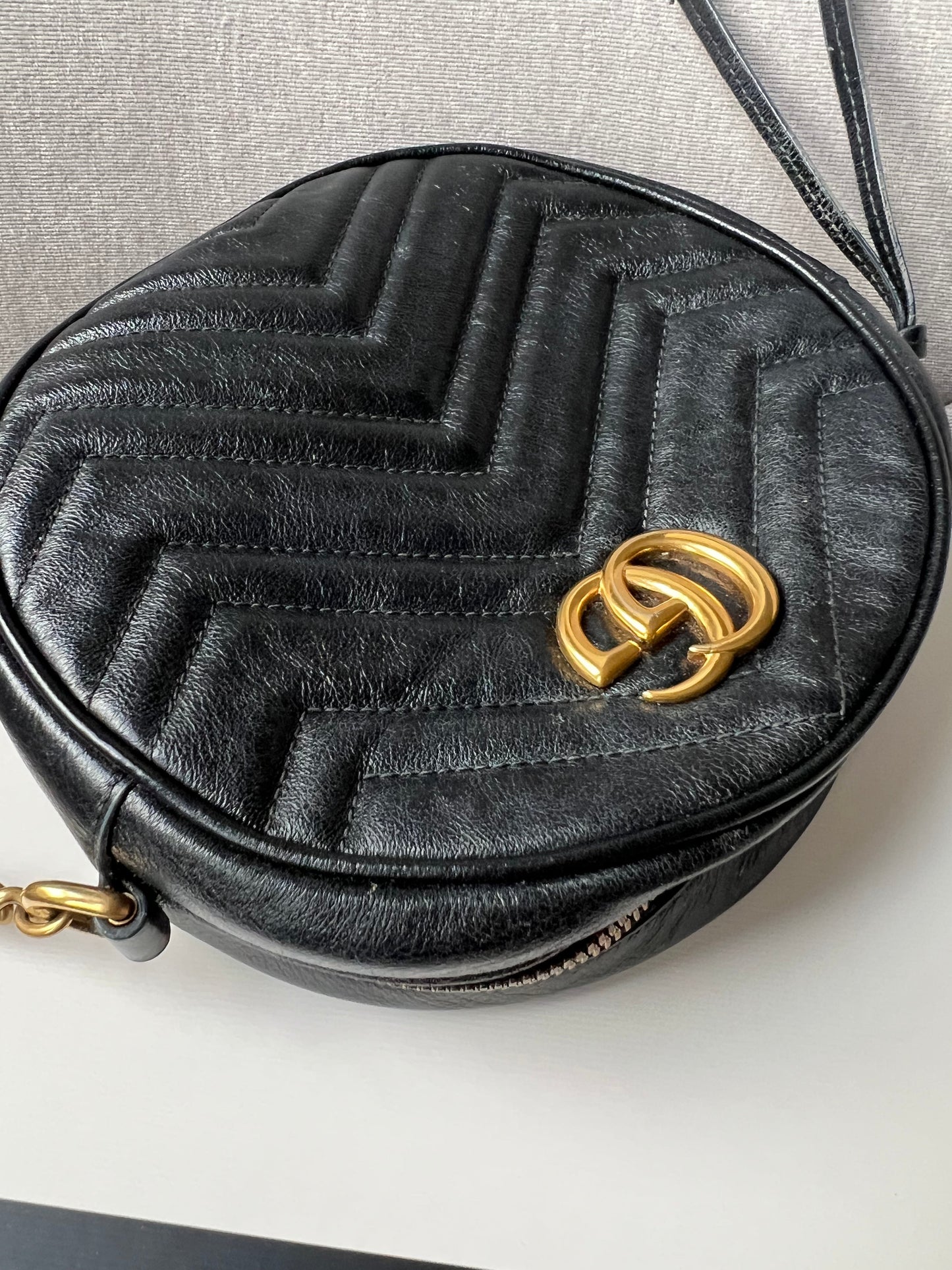 Gucci GG Round Black Marmont Small Shoulder Bag