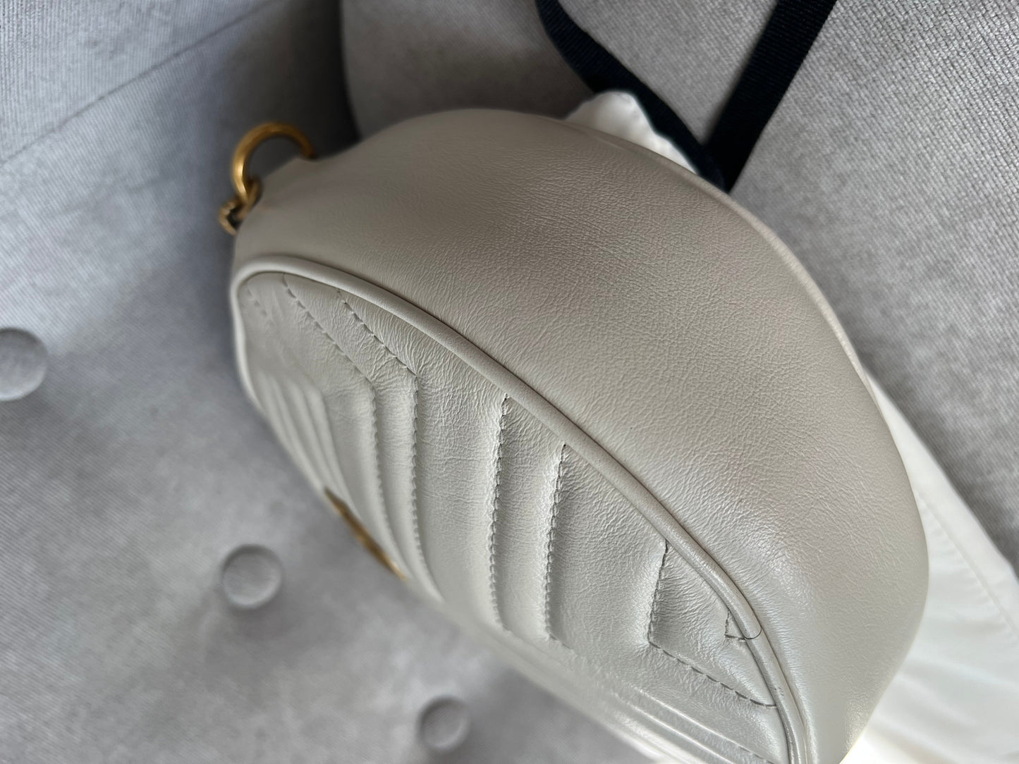 Gucci GG Round White Marmont Small Shoulder Bag