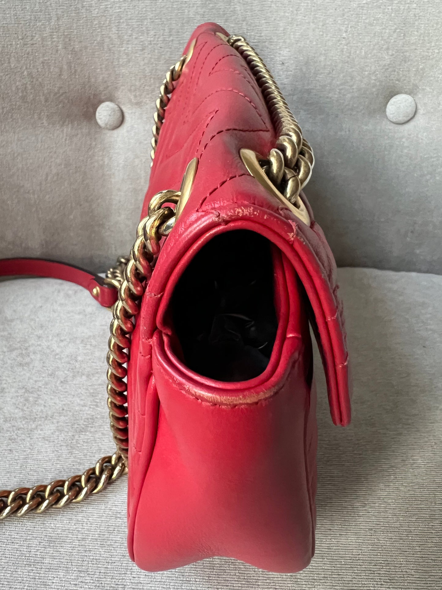 Gucci GG Hibiscus Red Marmont Small Shoulder Bag