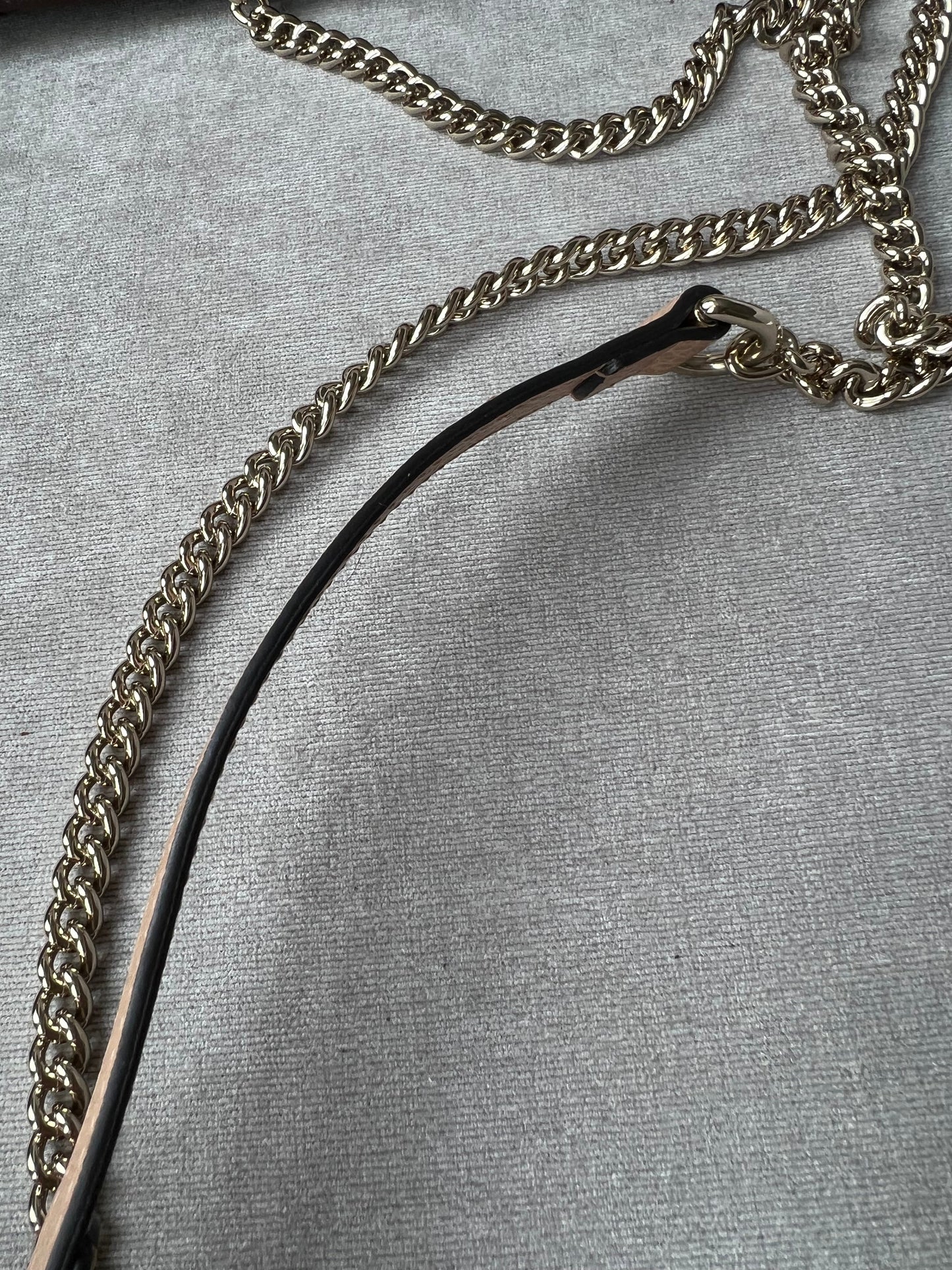 Gucci Interlocking GG Beige Small Shoulder Bag