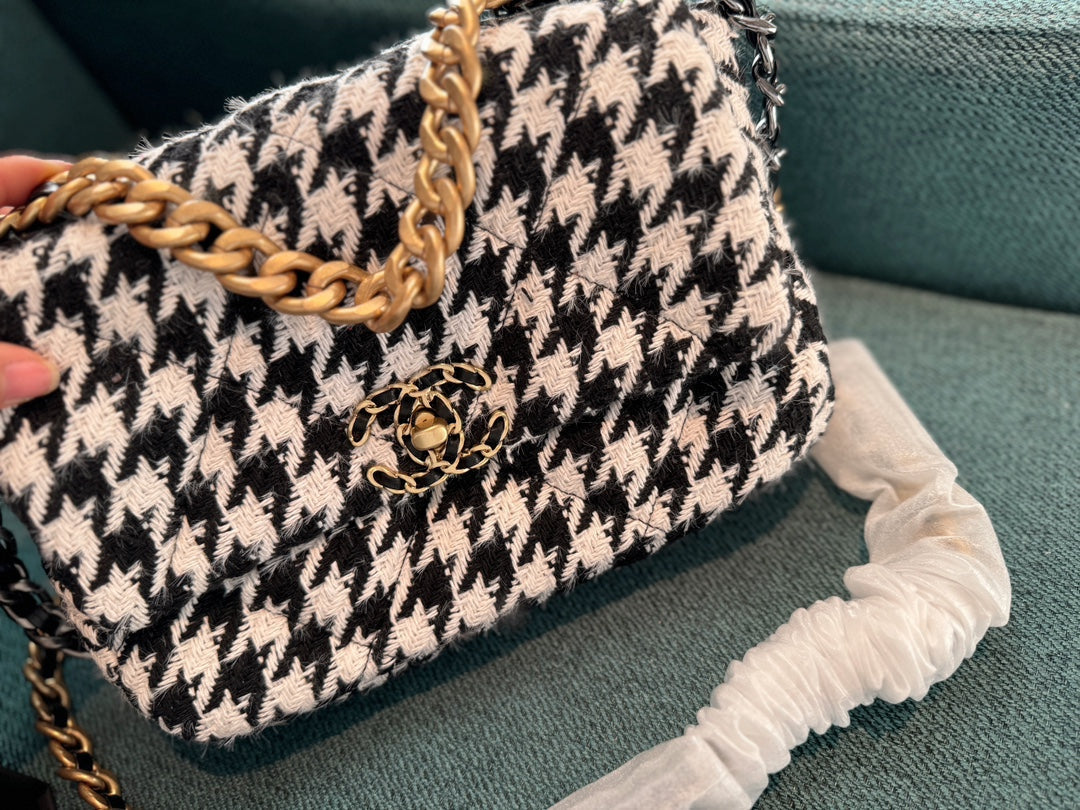 Chanel black white shoulder bag handbag