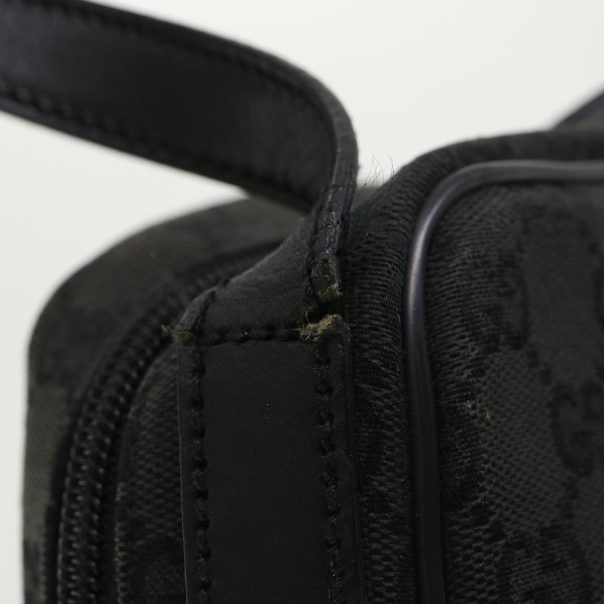 GUCCI GG Canvas Shoulder Bag Canvas Black 03136  ki2642