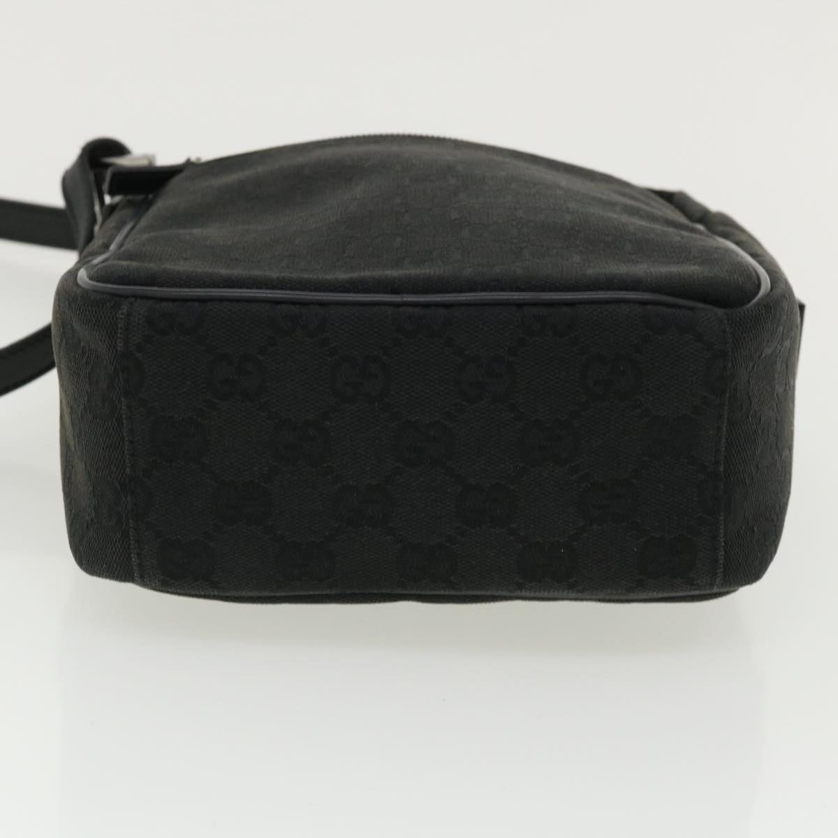 GUCCI GG Canvas Shoulder Bag Canvas Black 03136  ki2642