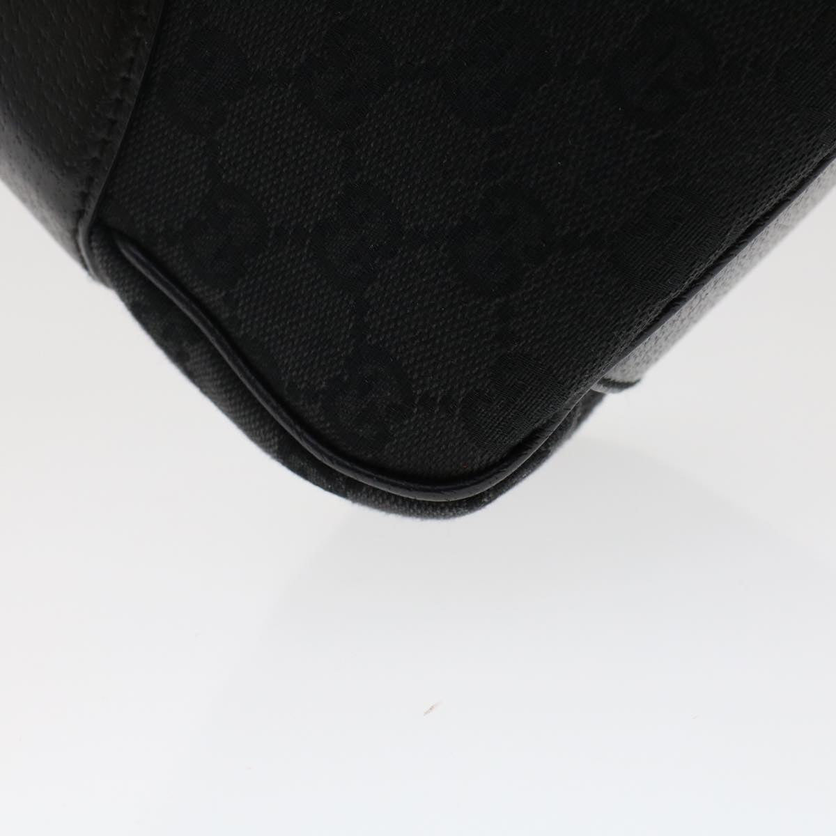 GUCCI GG Canvas Shoulder Bag Black 118012  ki3238